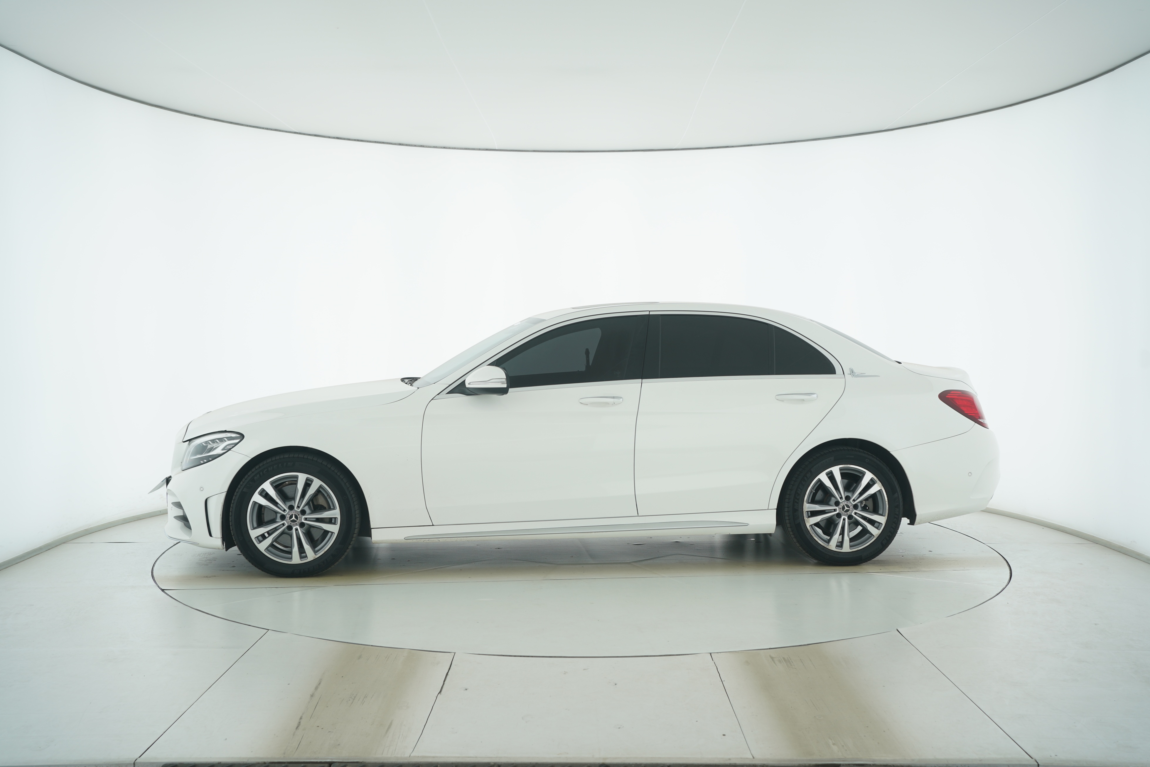 Mercedes Benz C-Class 2020 — фото 7