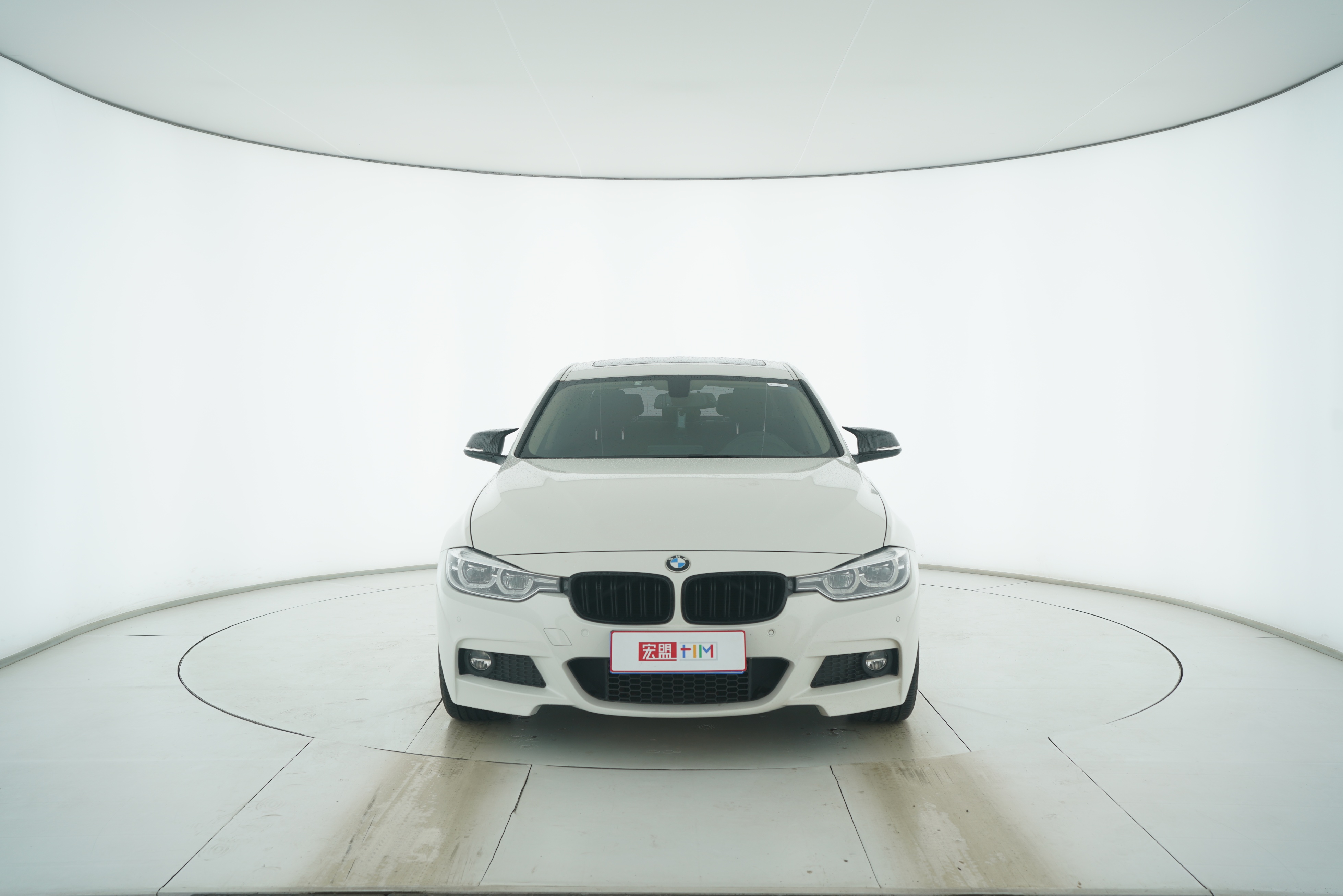 BMW 3 Series 2018 — фото 5