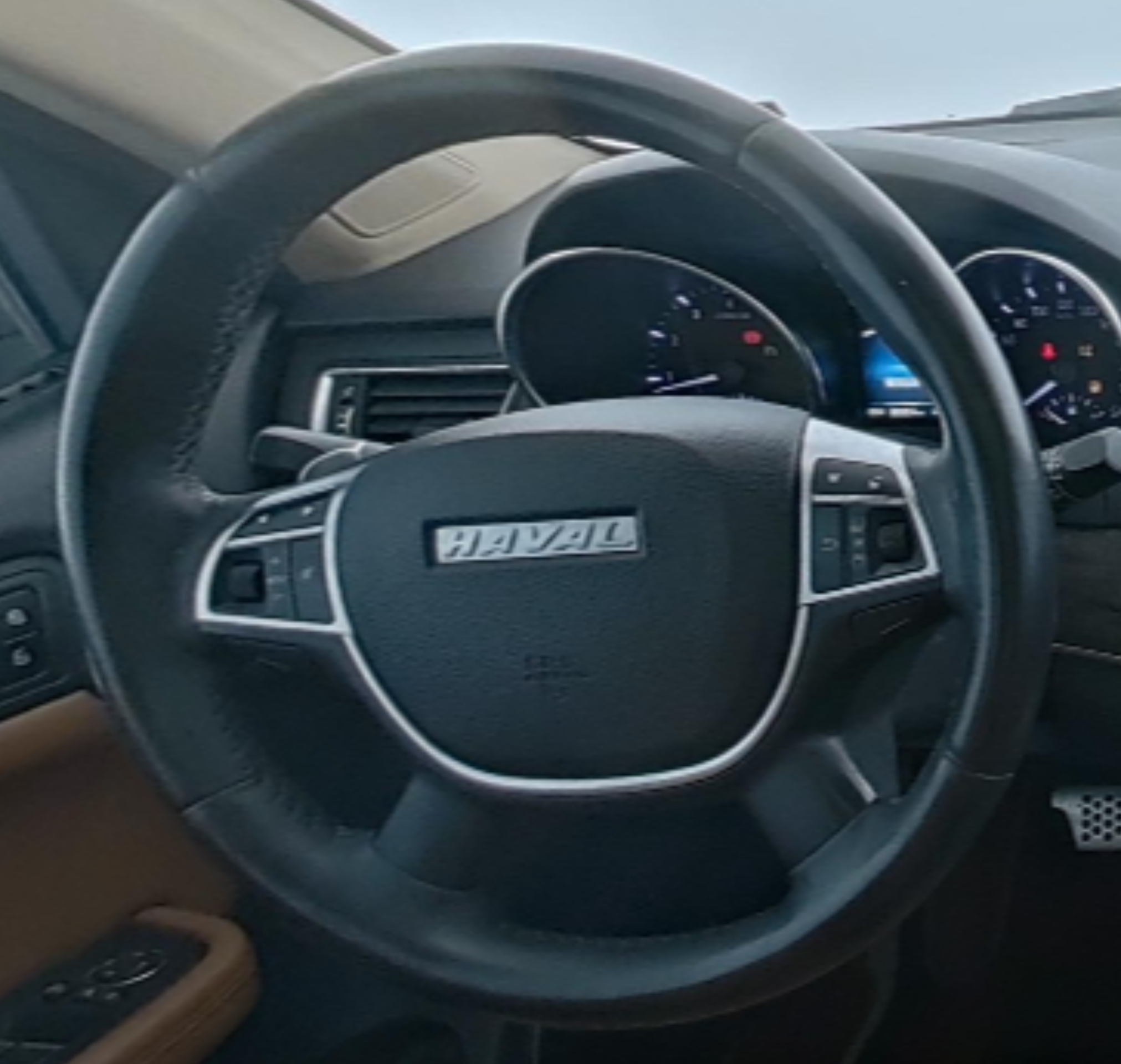 HAVAL H8 2015 — фото 10