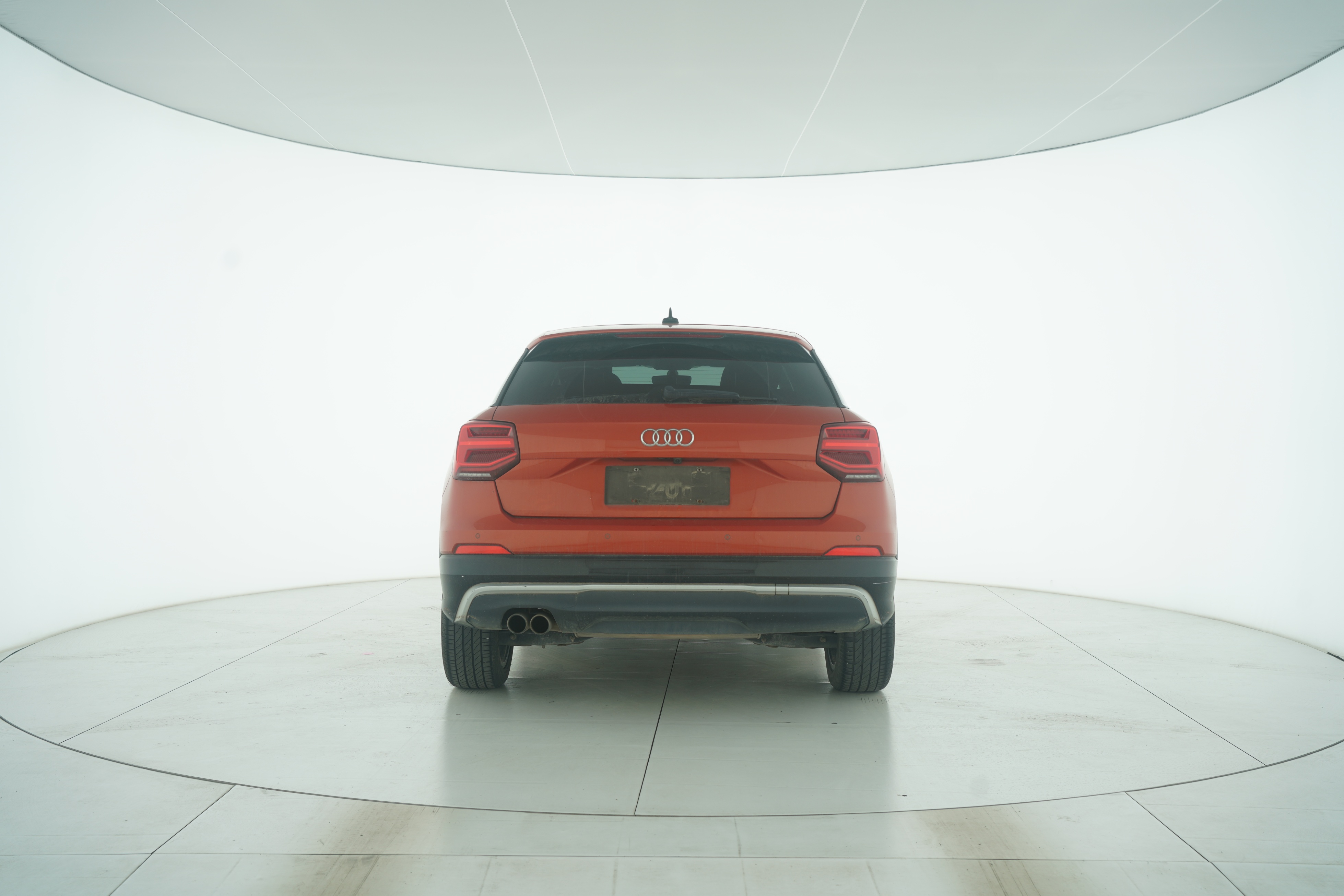 Audi Q2L 2018 — фото 6