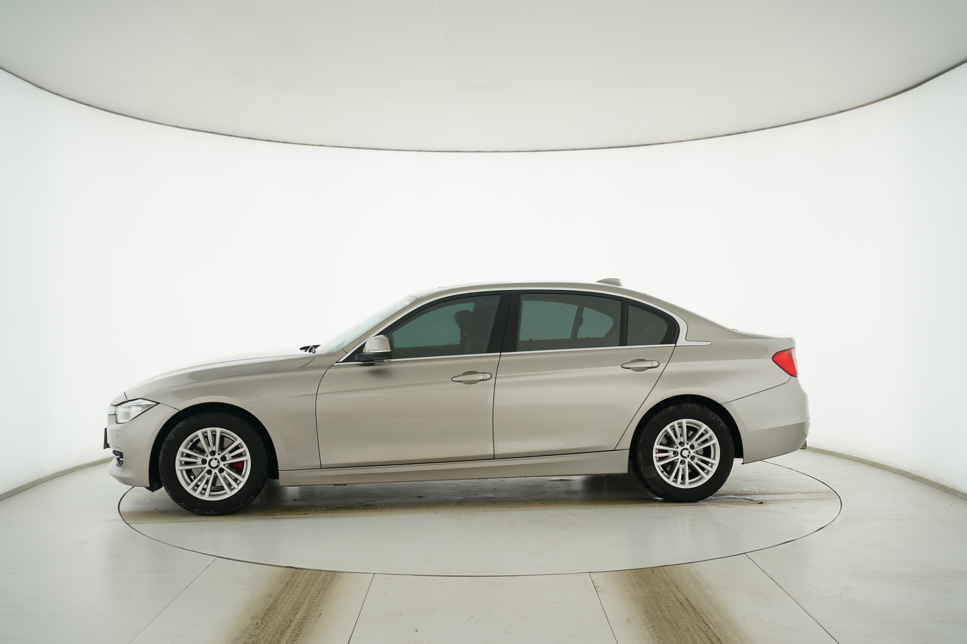 BMW 3 Series 2015 — фото 7