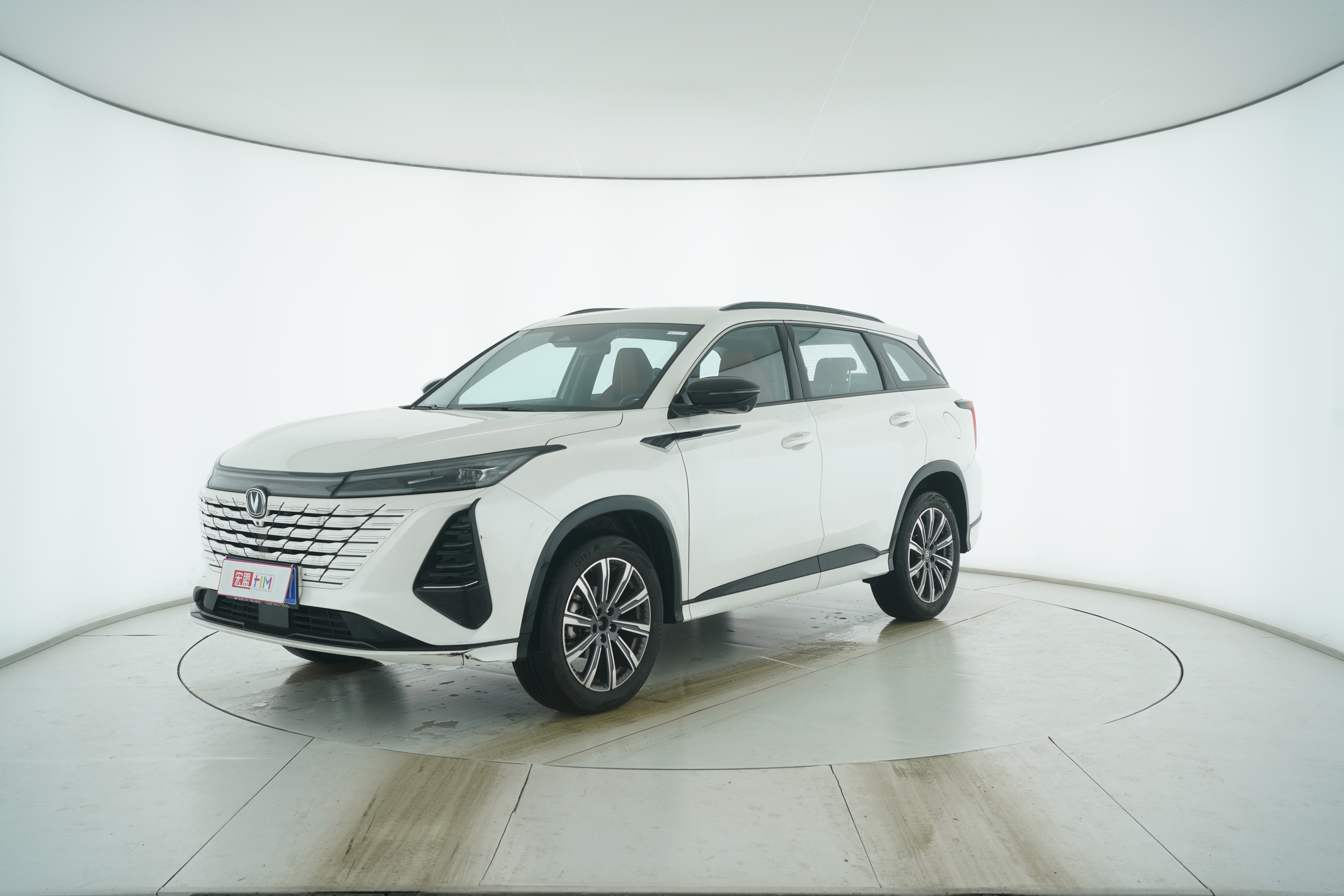 CHANGAN CS75 PLUS 2024 — фото 1