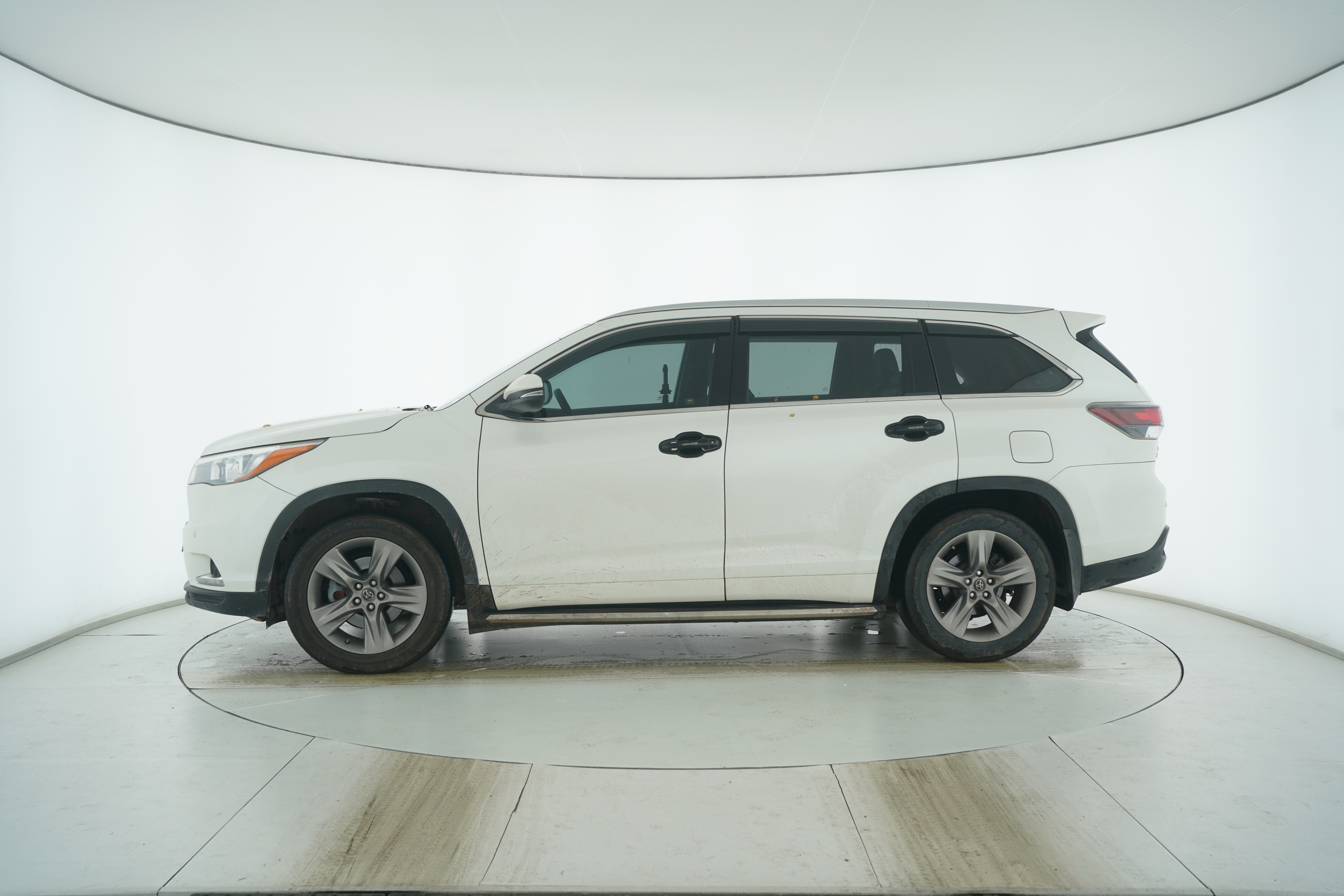 Toyota Highlander 2015 — фото 7