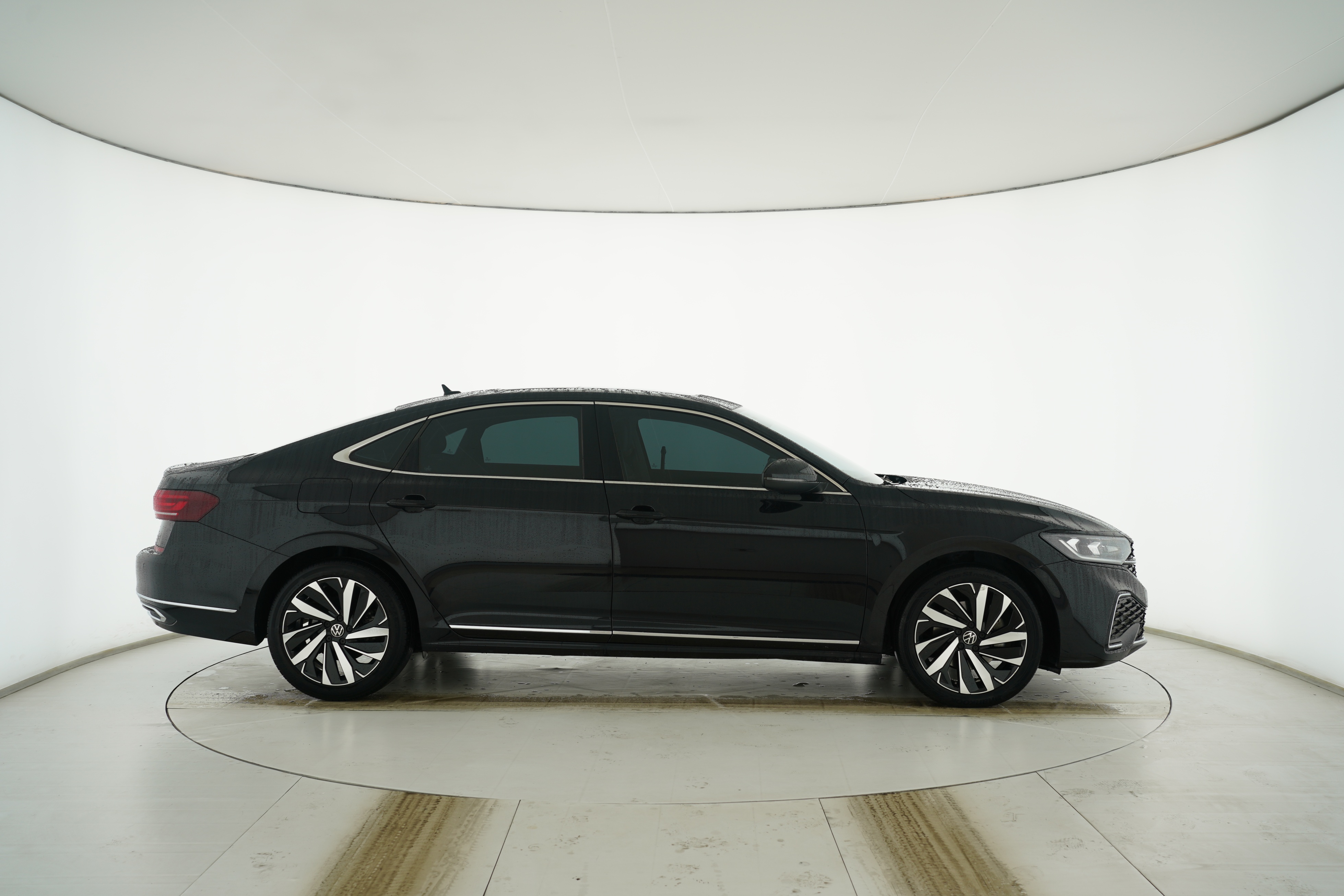 Volkswagen Passat 2015 — фото 8