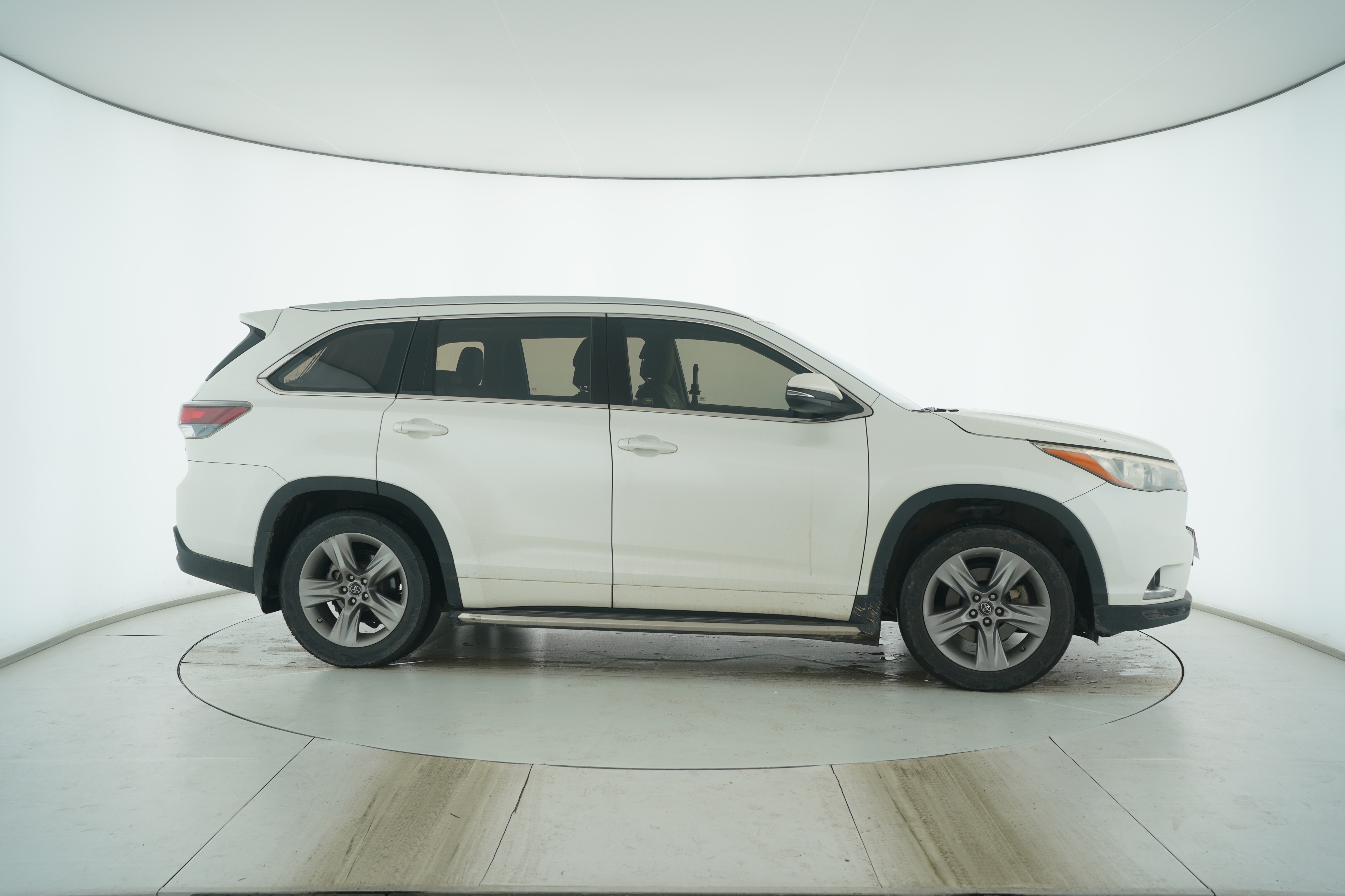 Toyota Highlander 2017 — фото 8