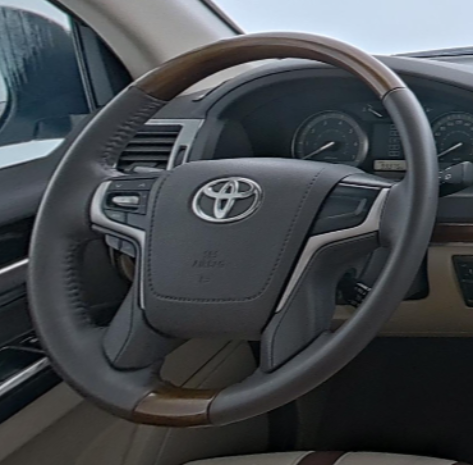Toyota Land Cruiser (Imported) 2016 — фото 10