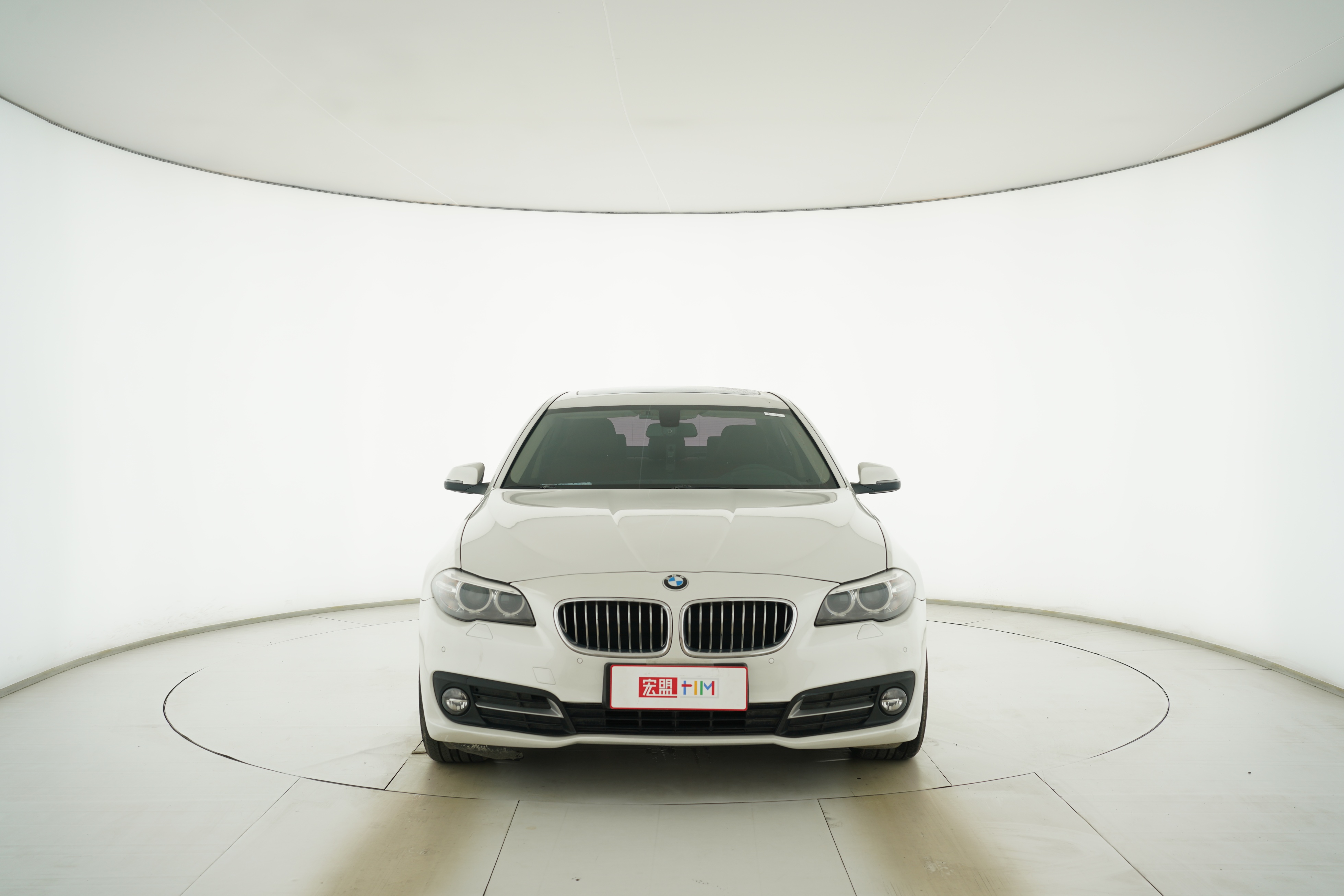 BMW 5 Series 2017 — фото 5