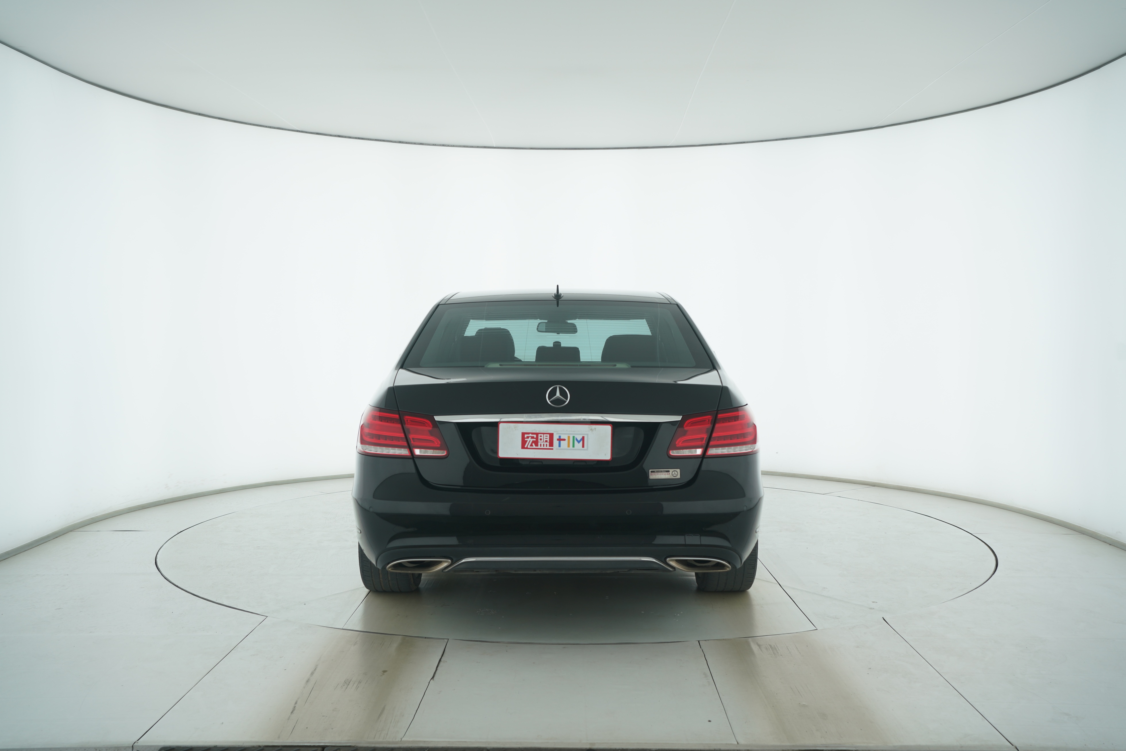 Mercedes Benz E-Class 2015 — фото 6