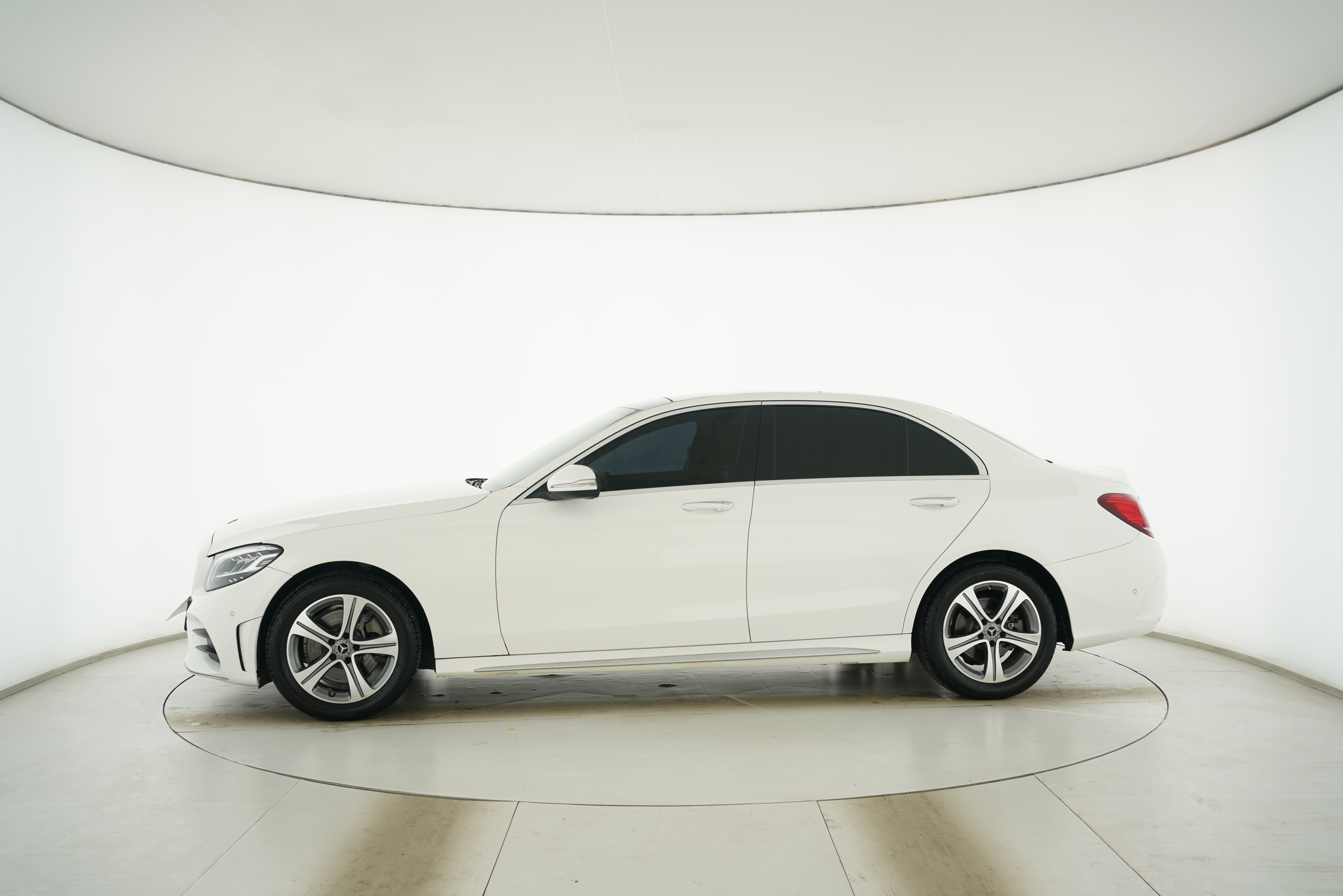 Mercedes Benz C-Class 2020 — фото 7
