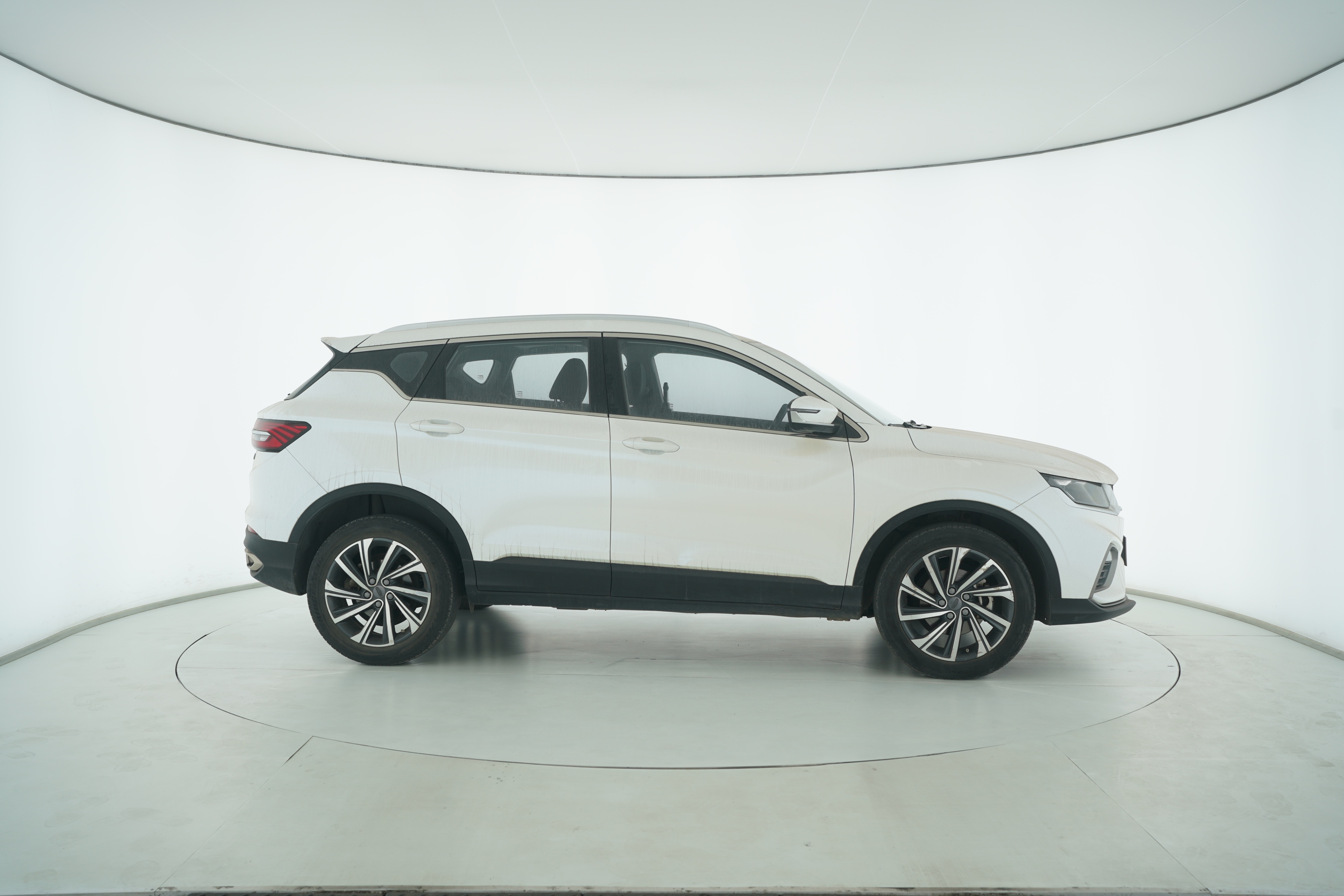 Wei brand Wey VV7 GT-PHEV 2019 — фото 8