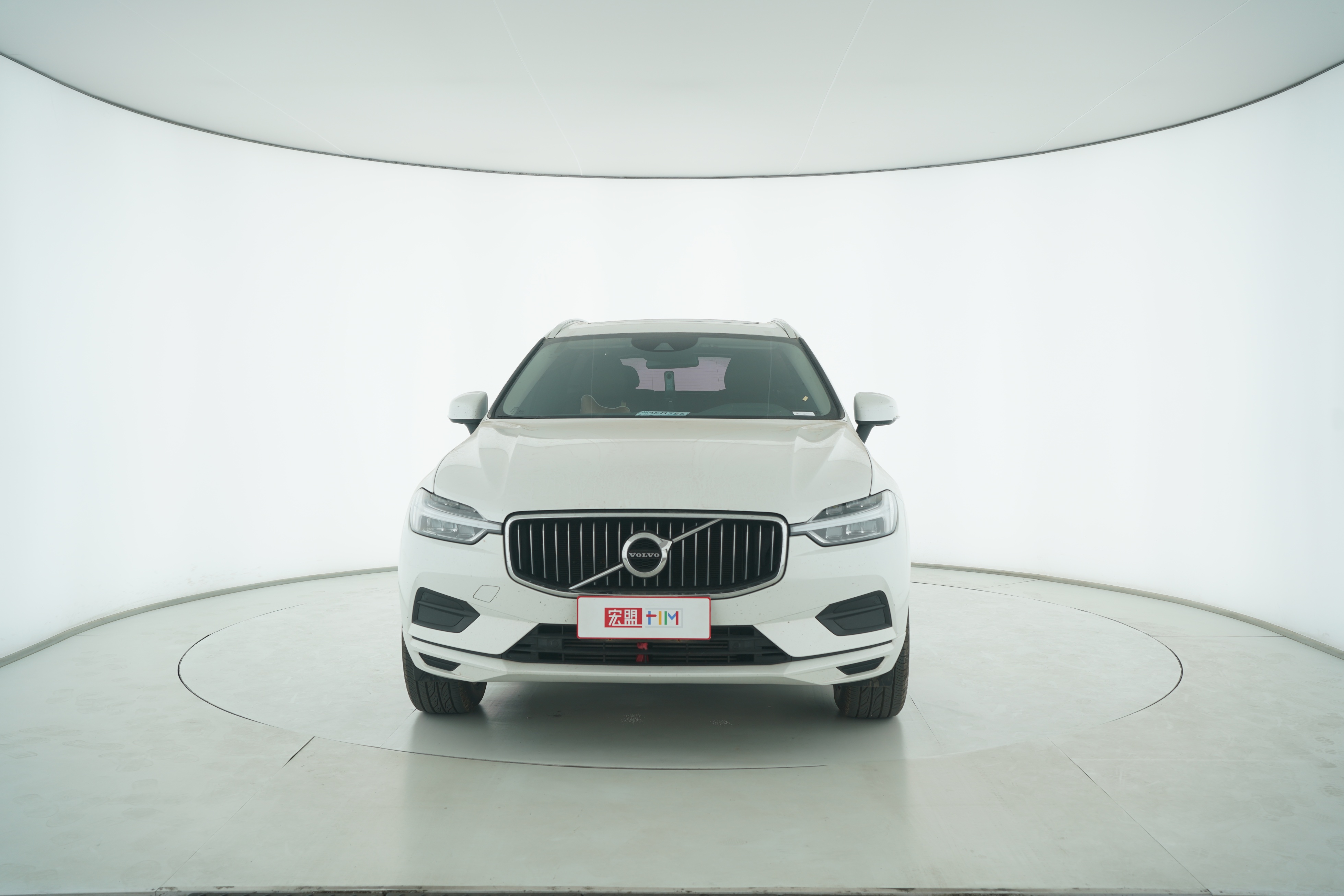 VOLVO XC60 2018 — фото 5