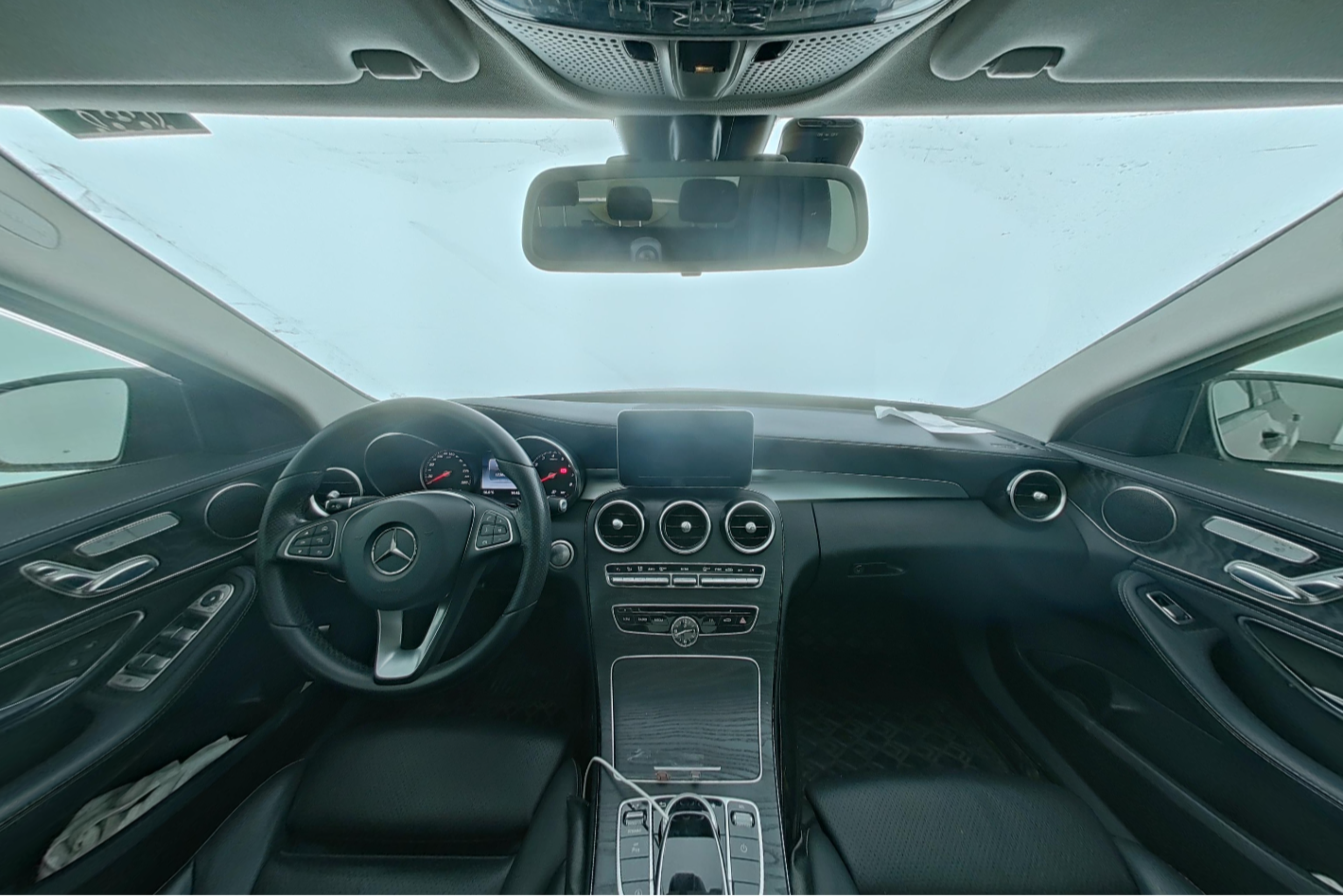 Mercedes Benz C-Class 2017 — фото 9