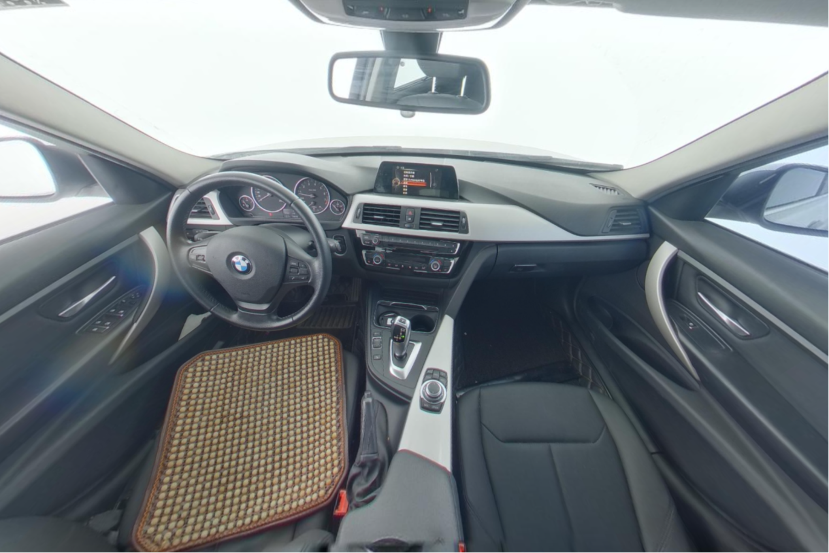 BMW 3 Series 2016 — фото 9