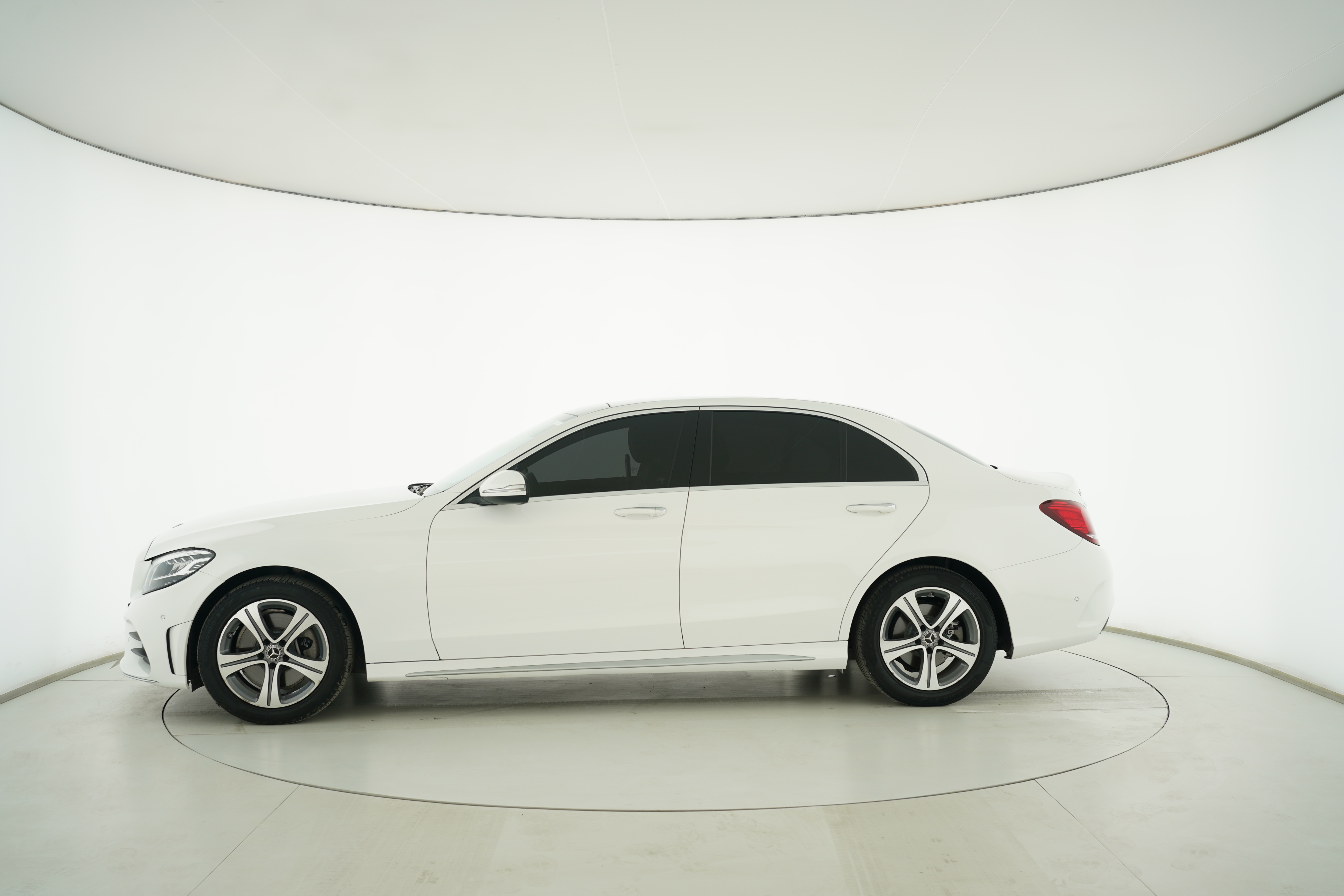 Mercedes Benz C-Class 2020 — фото 7