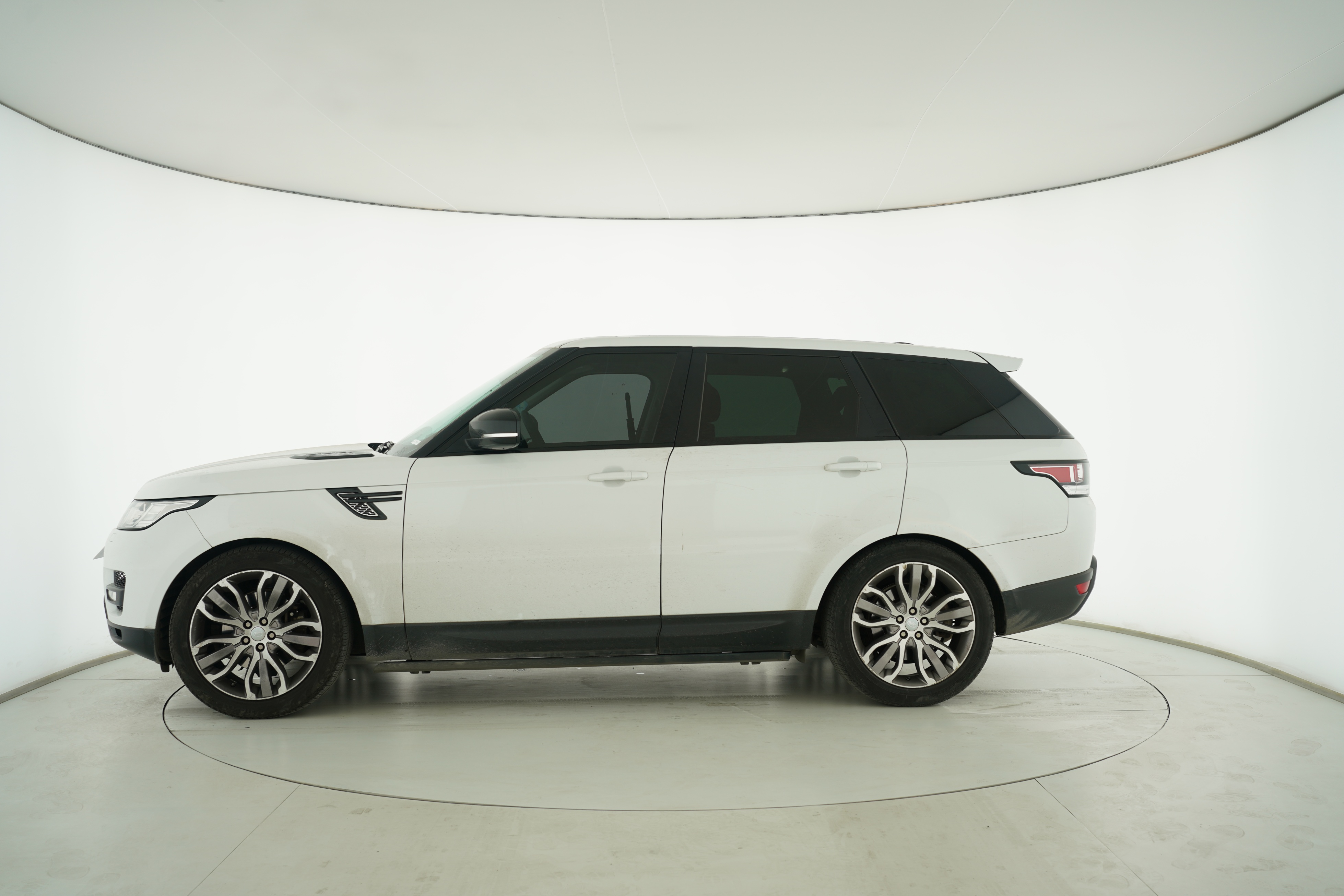 Land Rover Range Rover Sport 2016 — фото 7