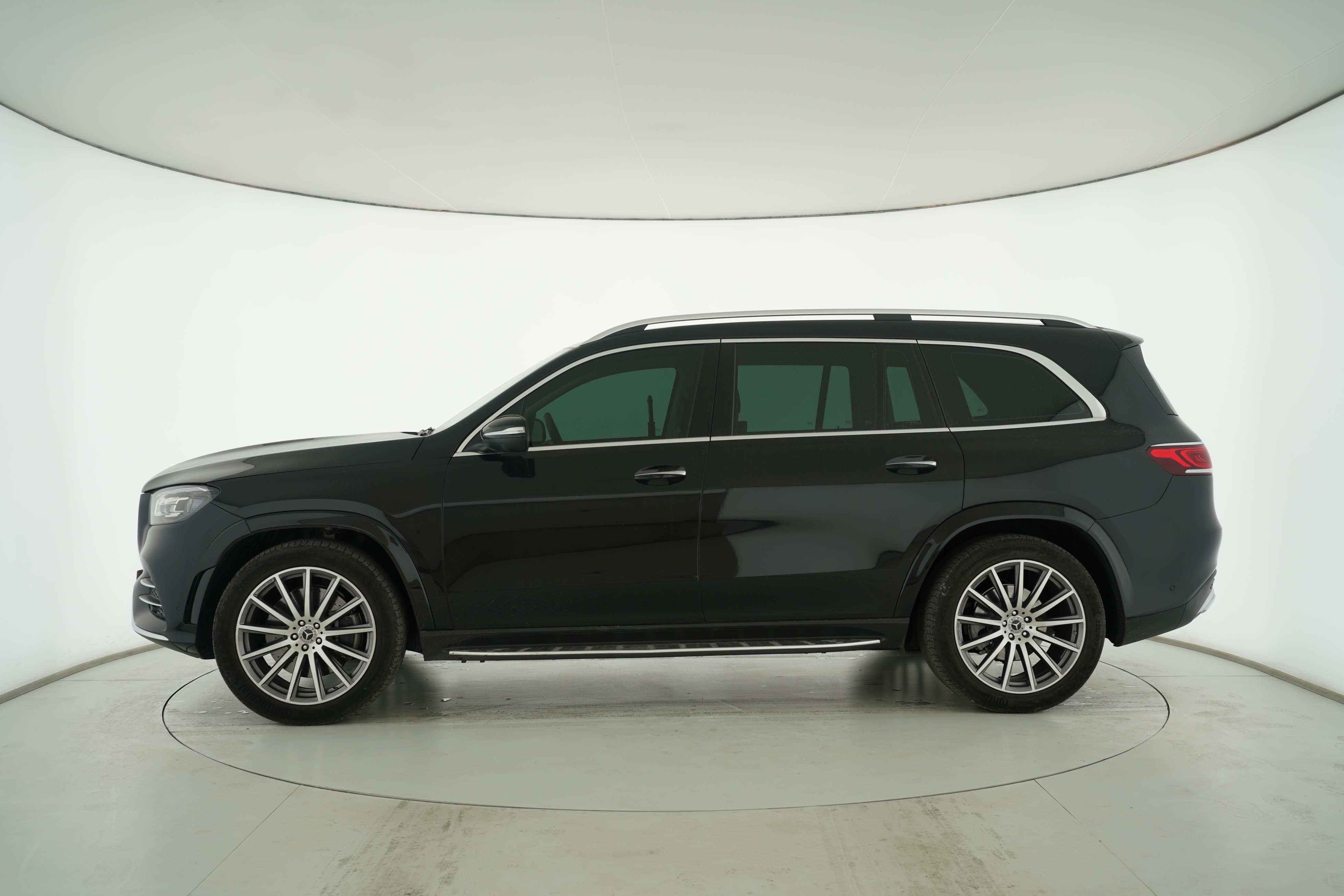 Mercedes Benz GLS 2022 — фото 7