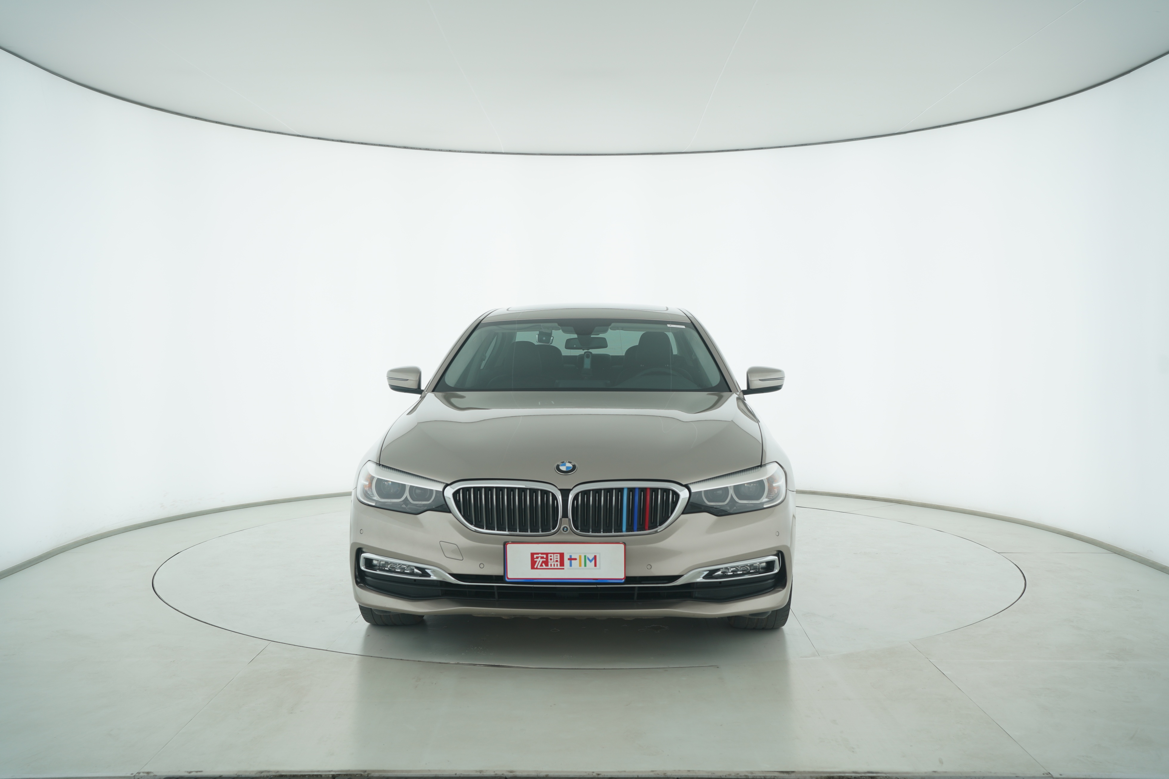 BMW 5 Series 2018 — фото 5