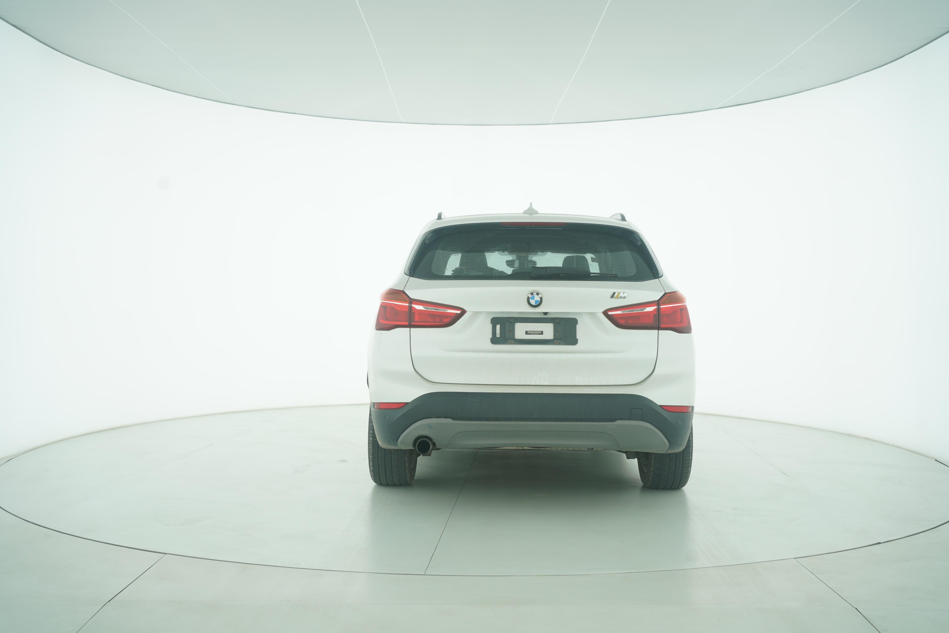 BMW X1 2016 — фото 6
