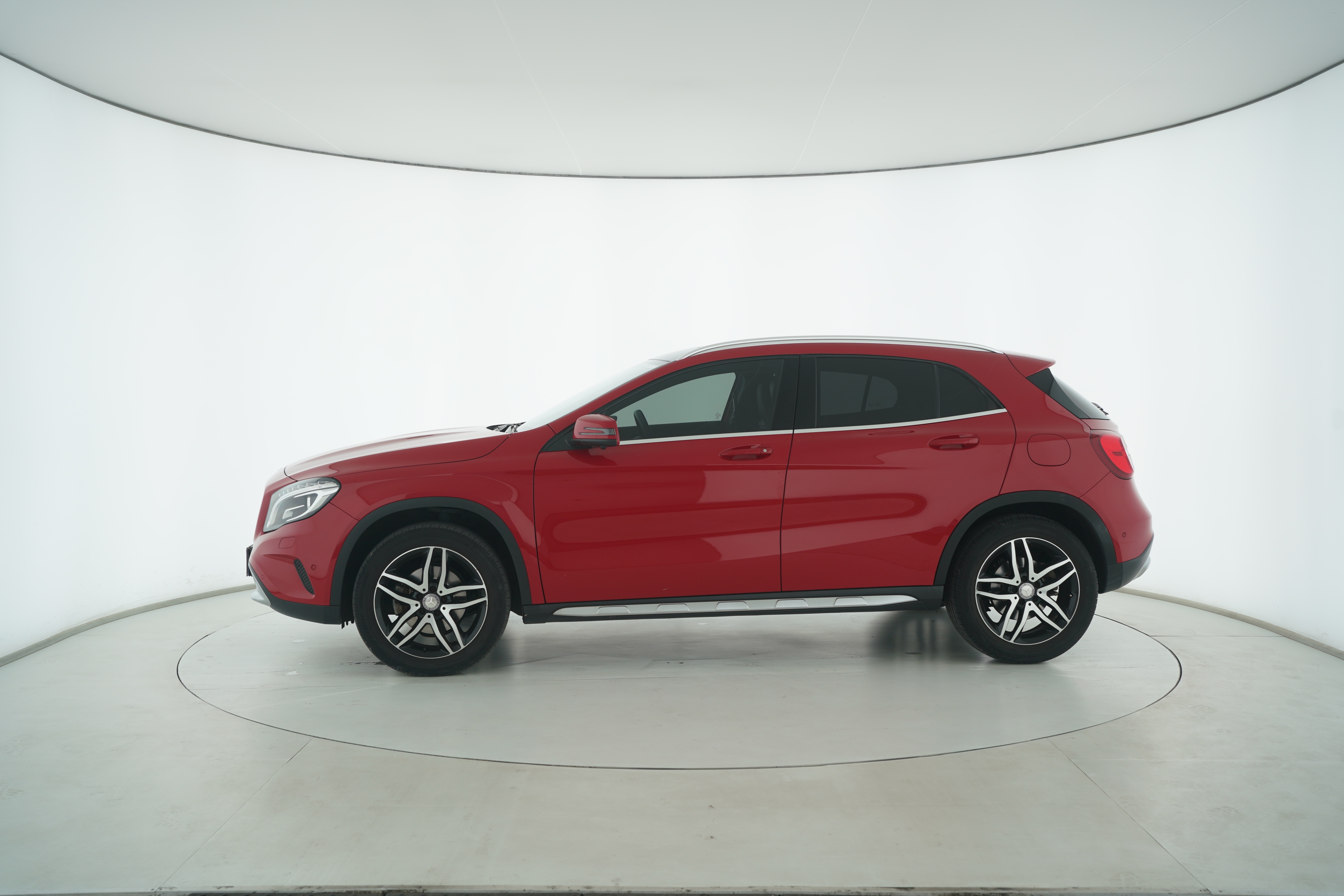 Mercedes Benz GLA 2016 — фото 7