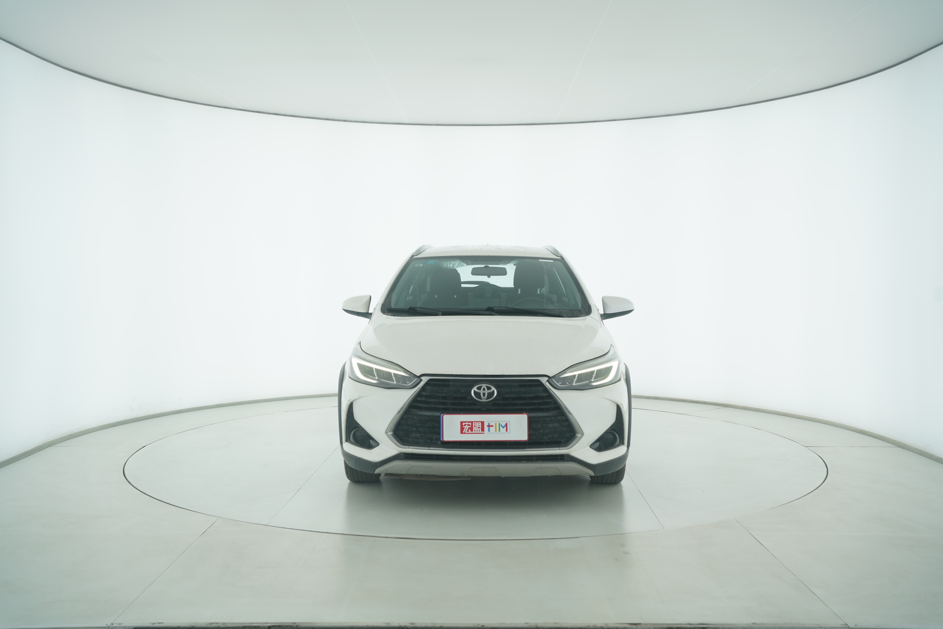 Toyota YARiS L 2022 — фото 5