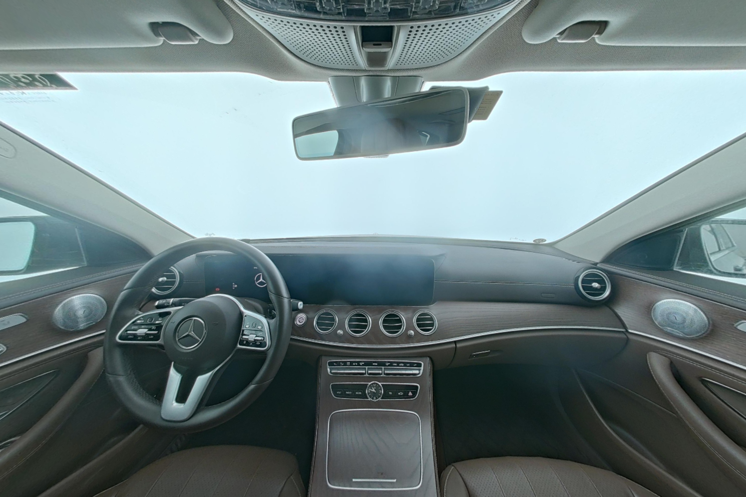 Mercedes Benz E-Class 2020 — фото 9