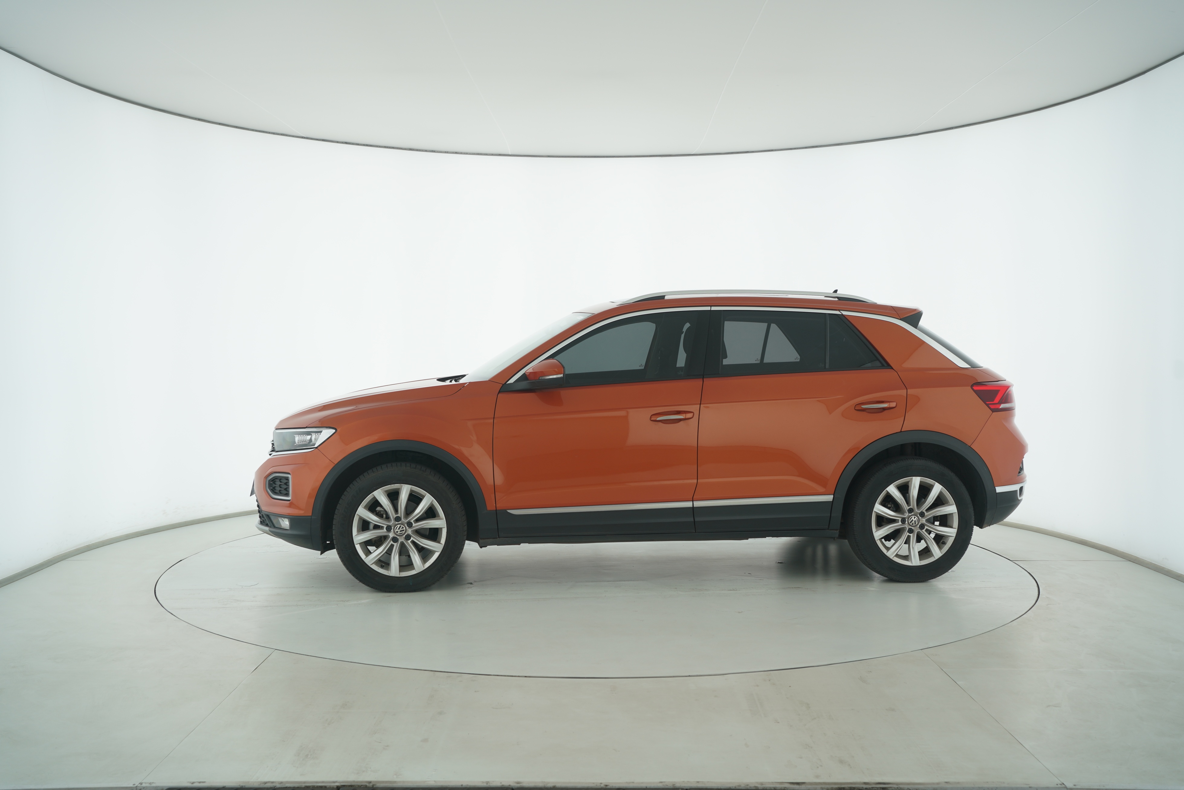 Volkswagen T-ROC 2018 — фото 7