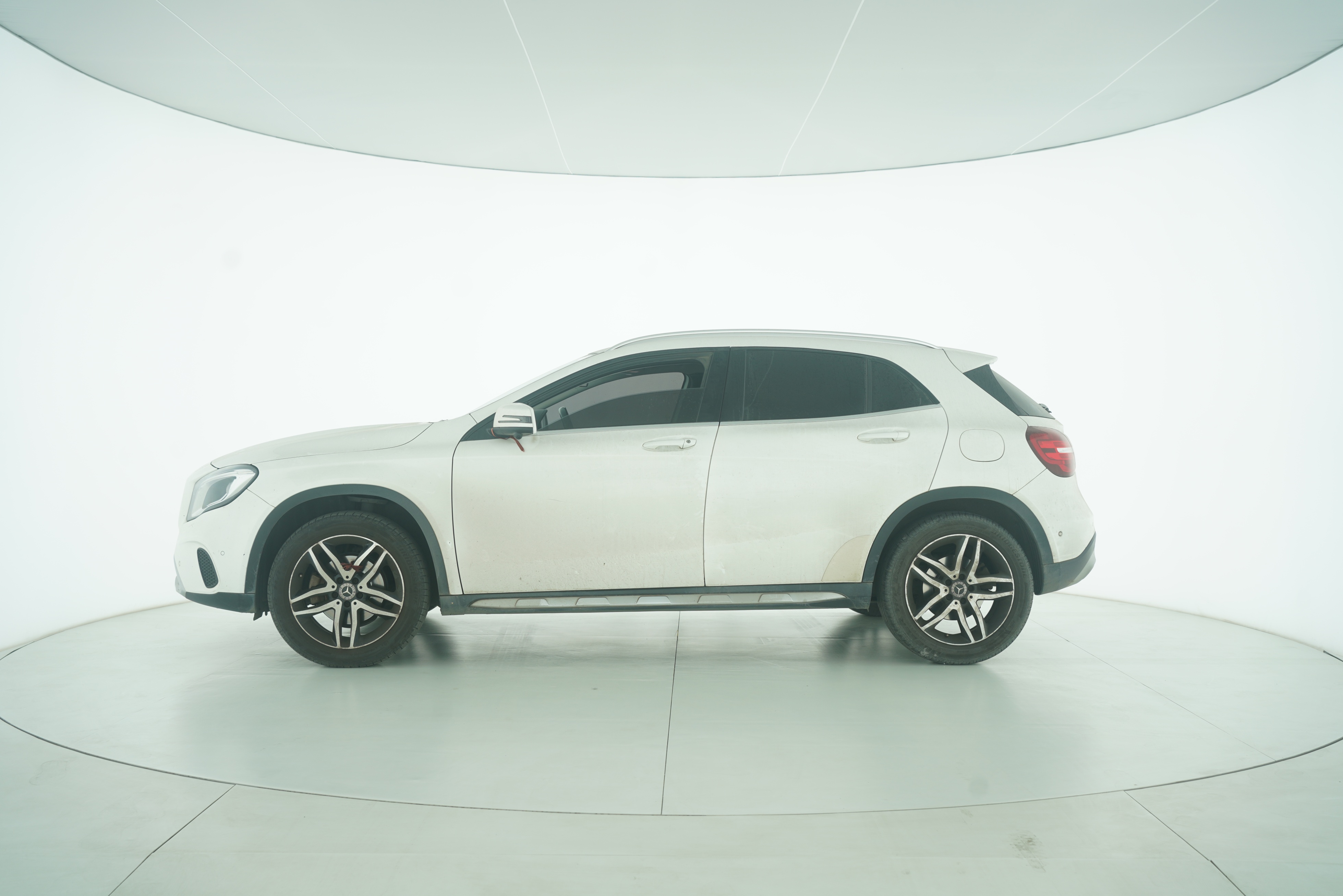 Mercedes Benz GLA 2017 — фото 7