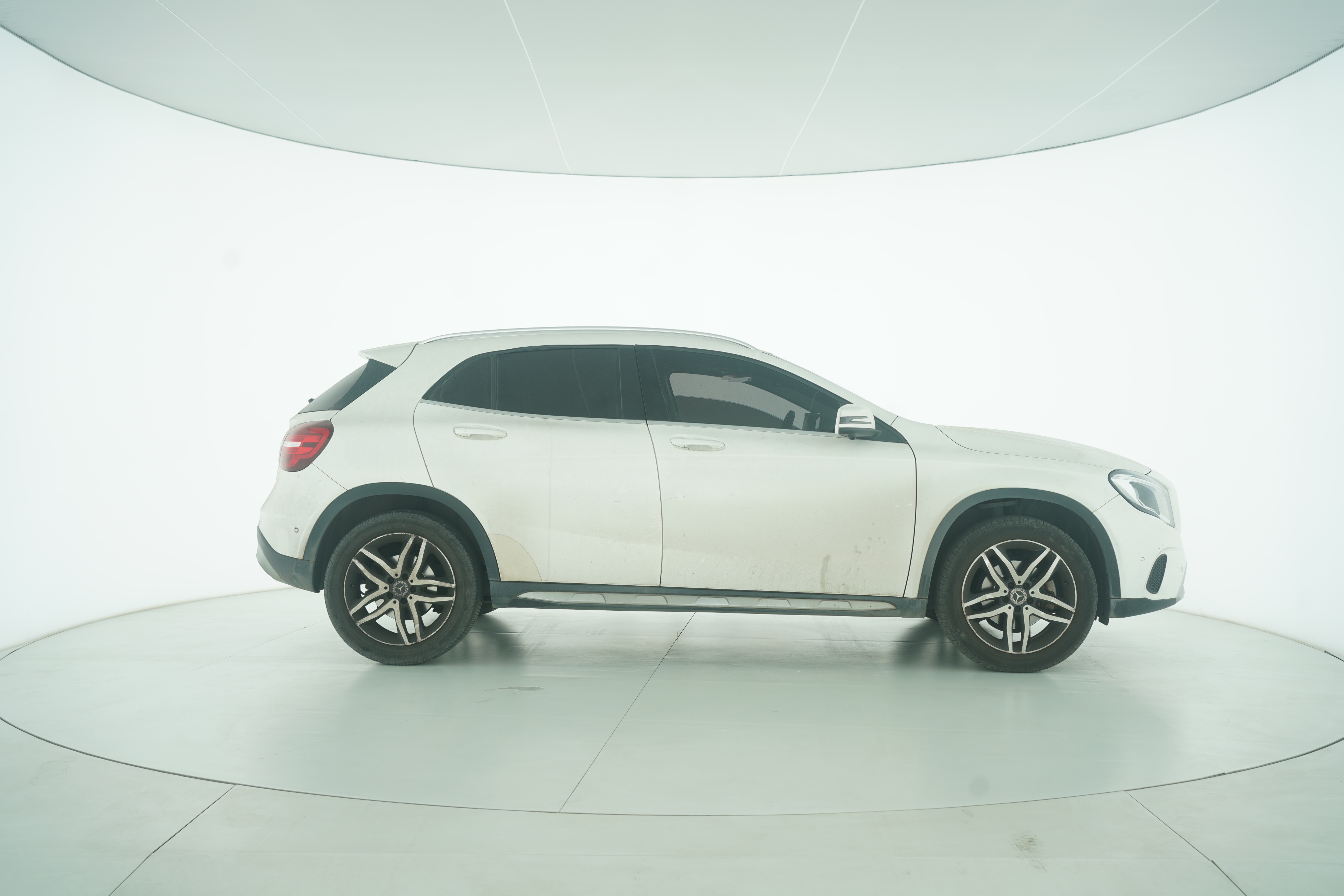Mercedes Benz GLA 2017 — фото 8