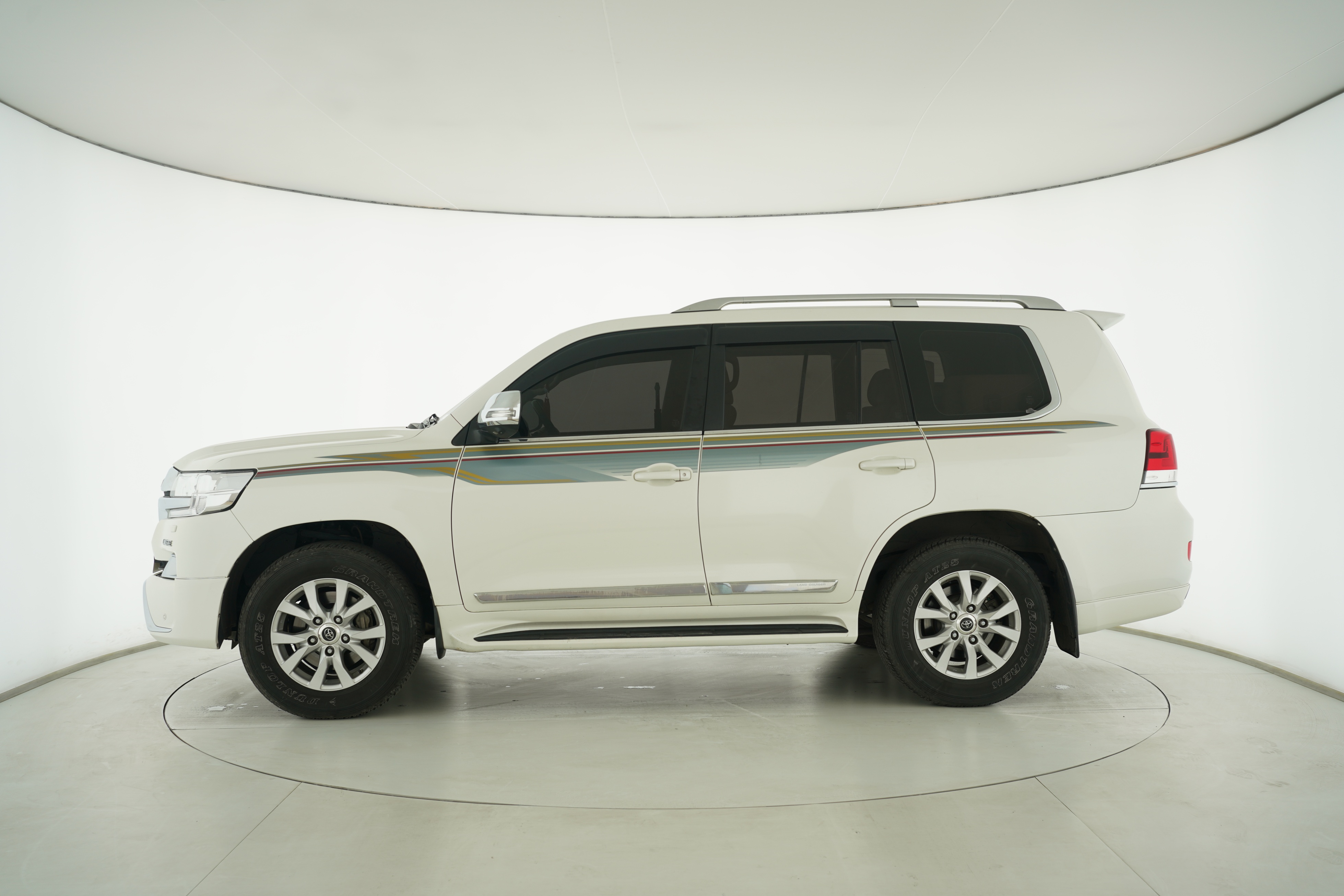 Toyota Land Cruiser (Imported) 2016 — фото 7