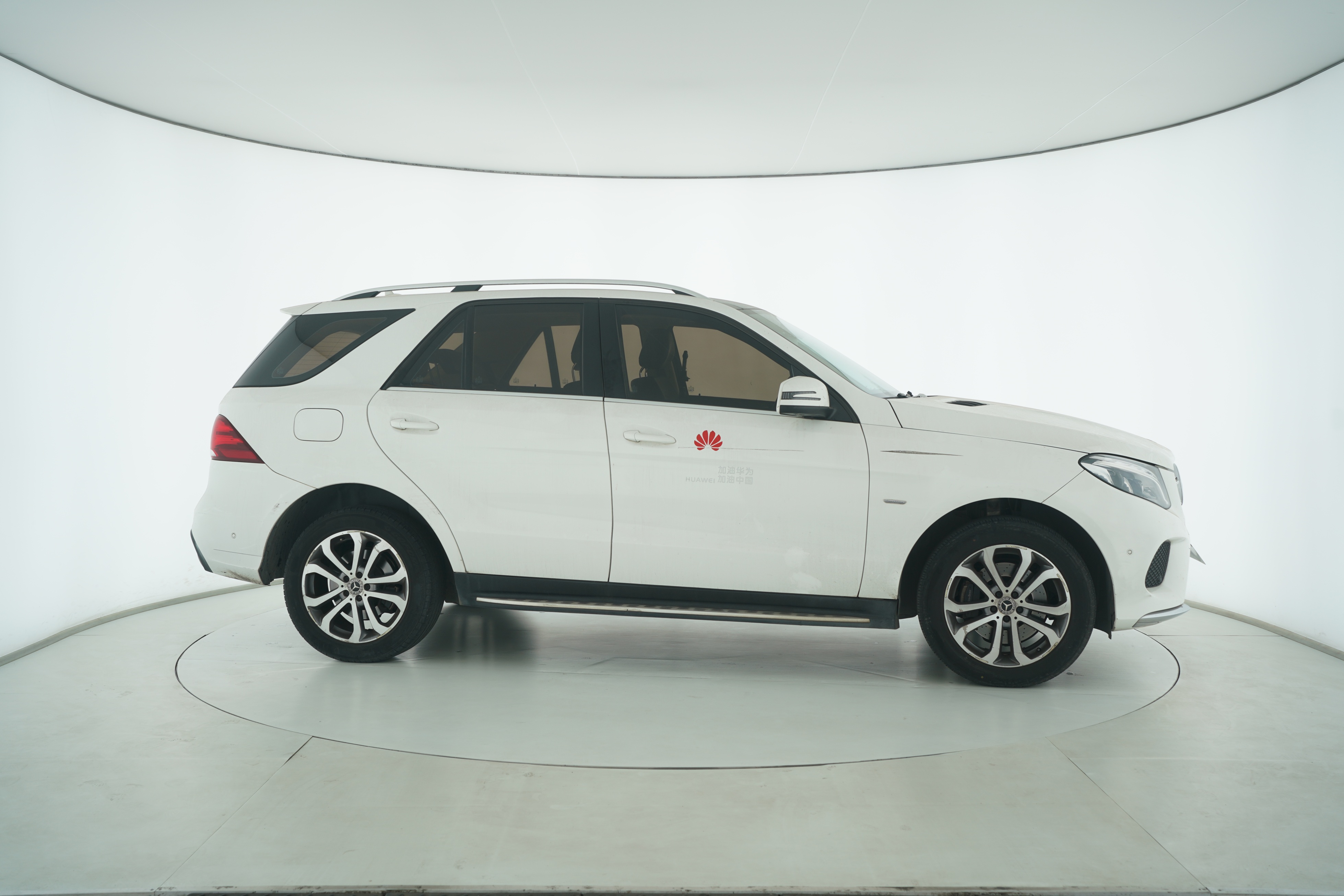 Mercedes Benz GLE 2018 — фото 8