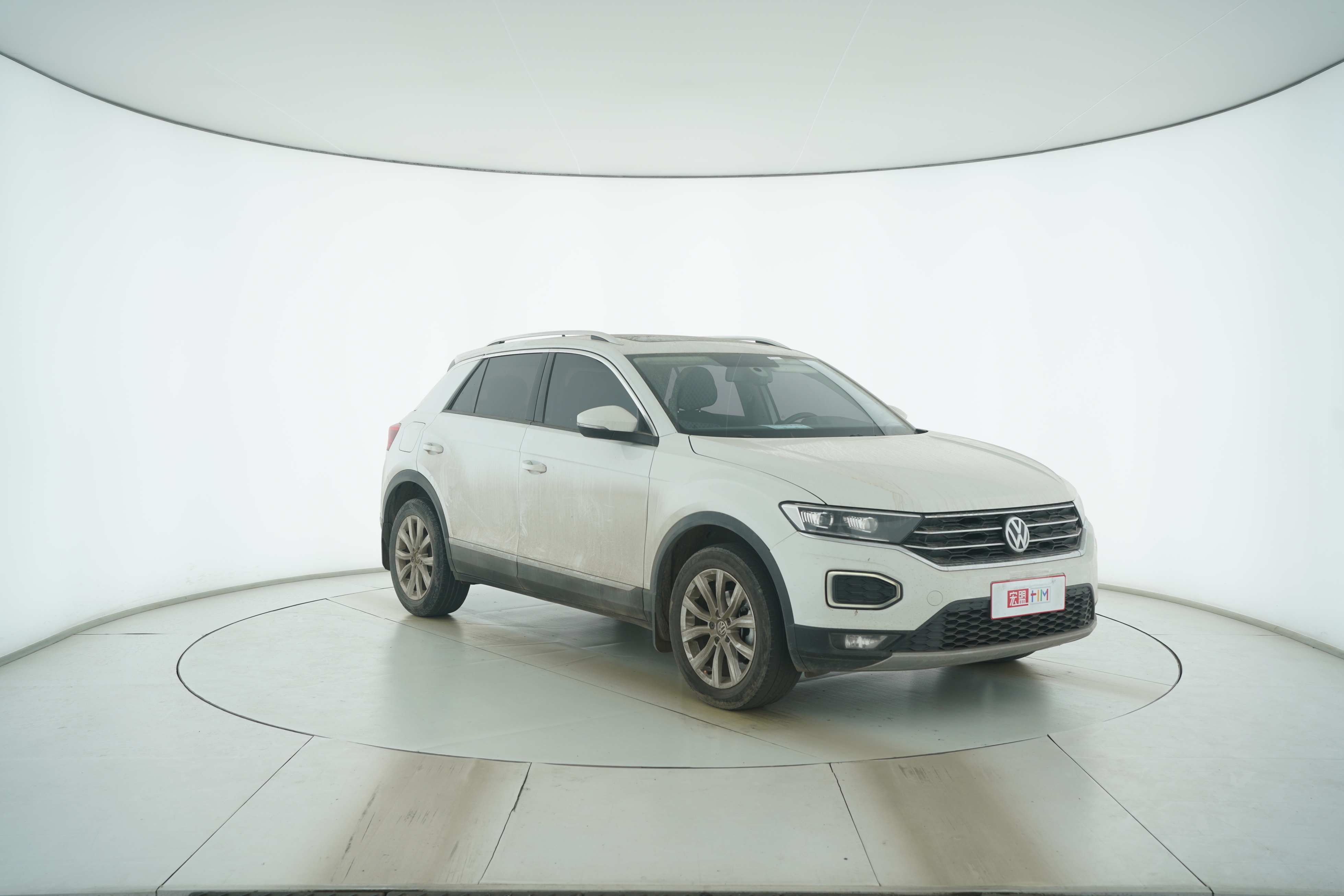 Volkswagen T-ROC 2018 — фото 2