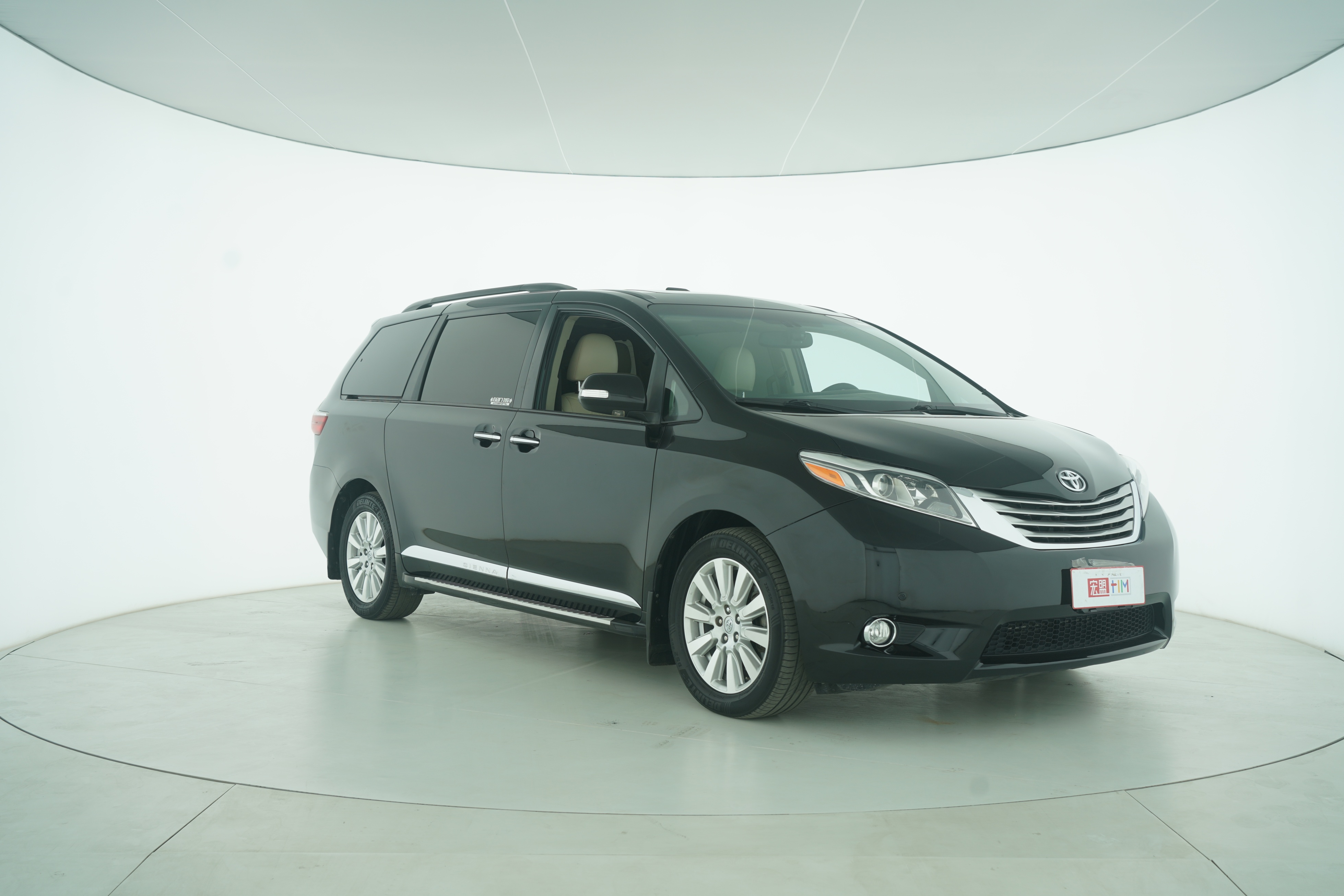 Toyota Sienna 2015 — фото 2