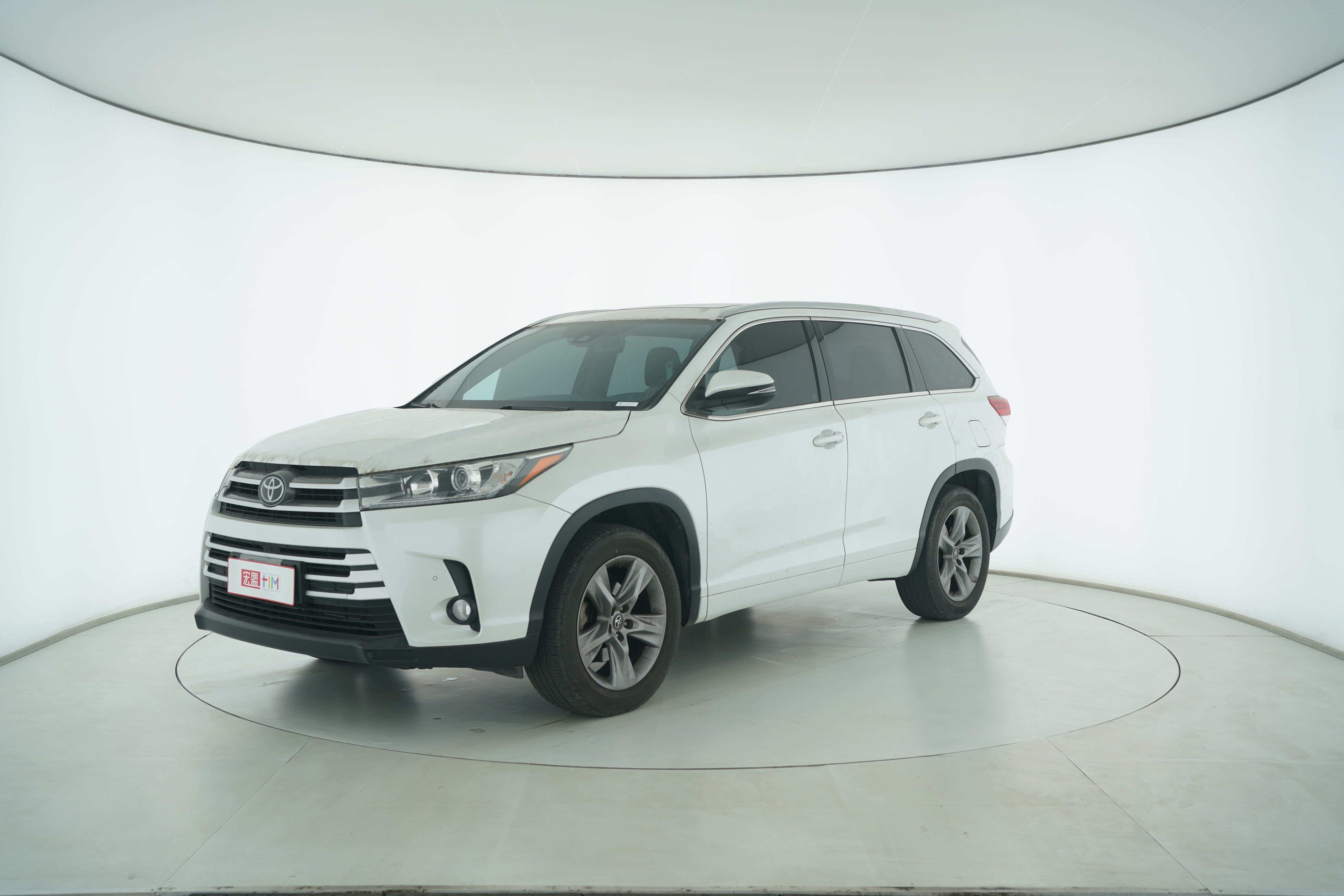 Toyota Highlander 2021 — фото 1
