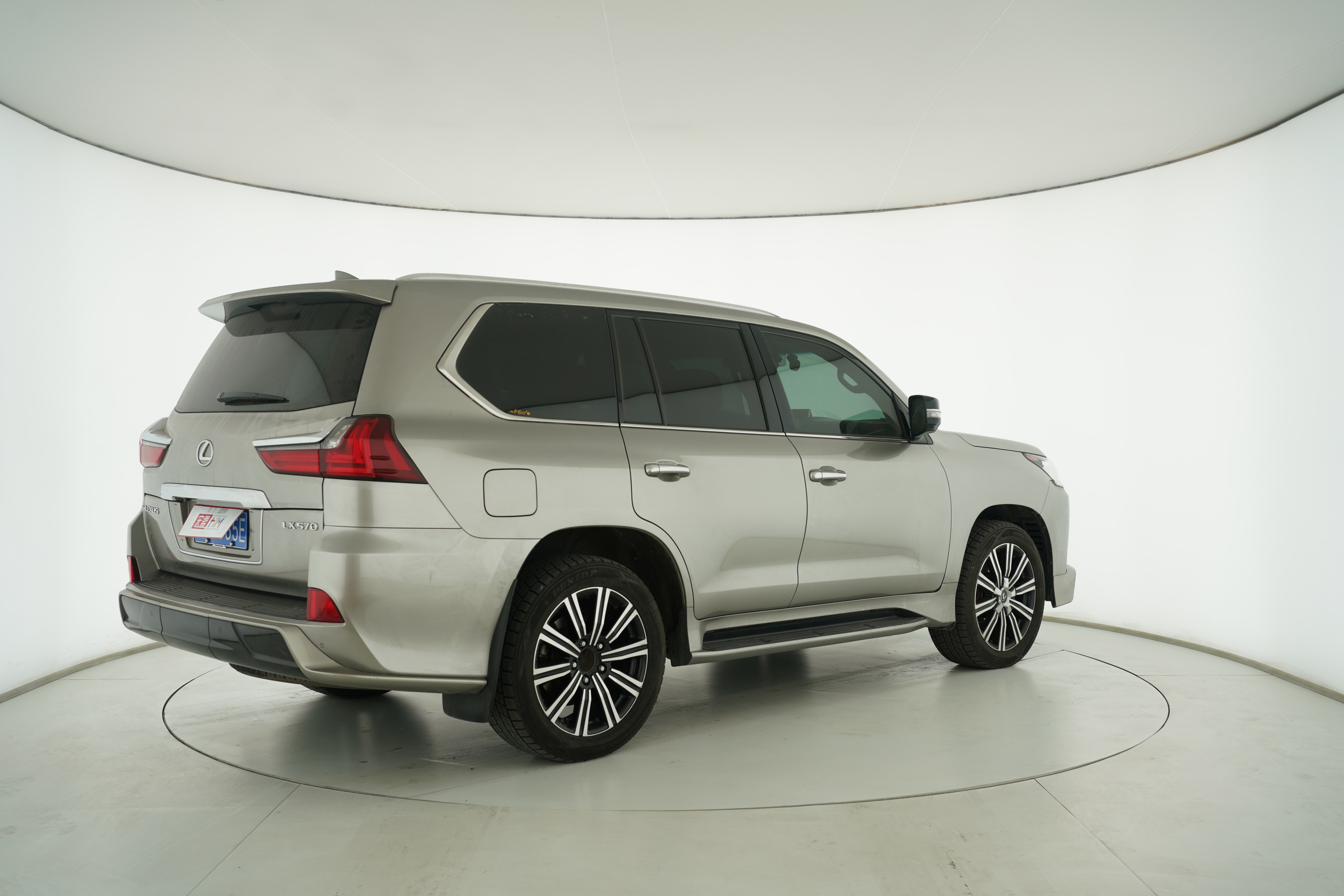 Lexus LX 2019 — фото 4