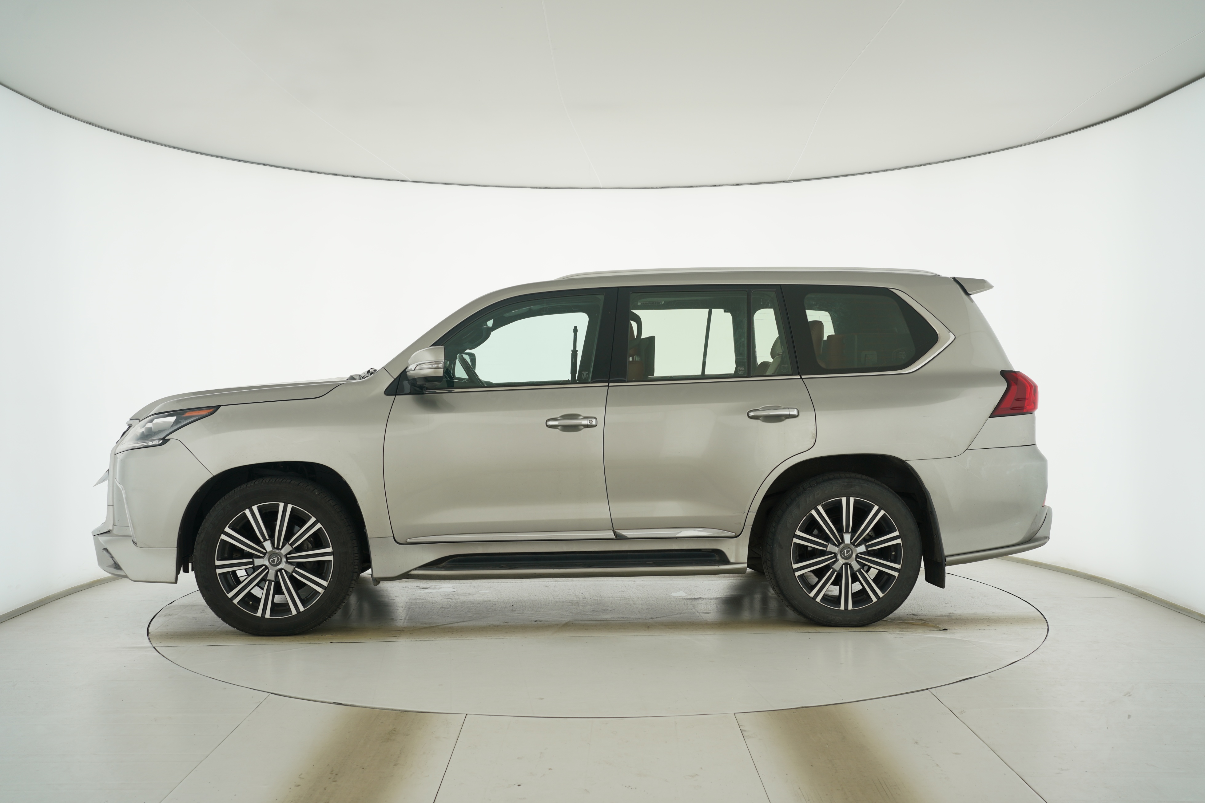 Lexus LX 2015 — фото 7