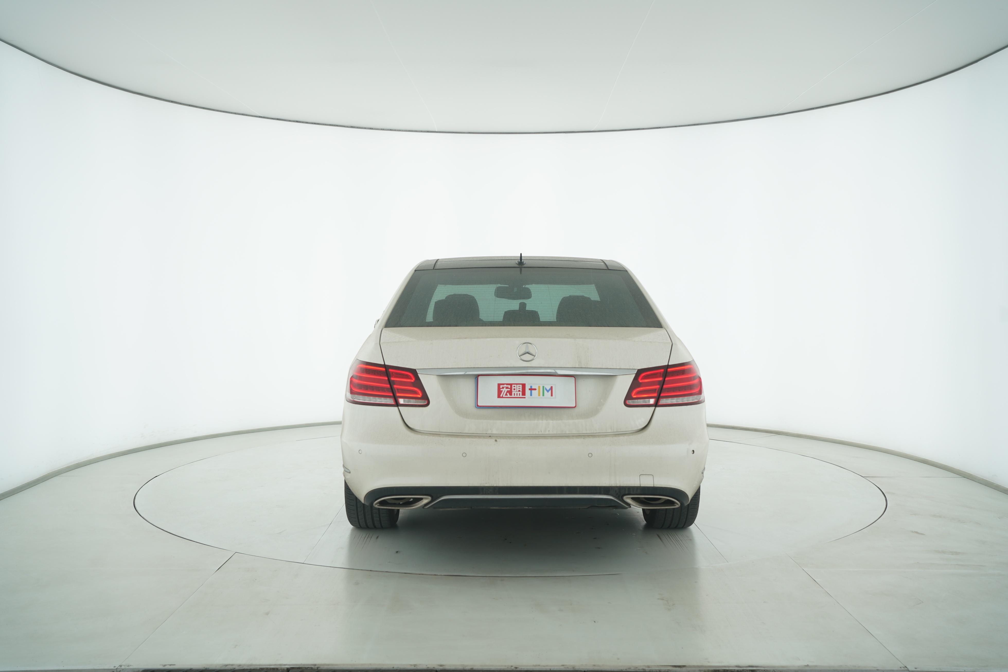 Mercedes Benz E-Class 2015 — фото 6