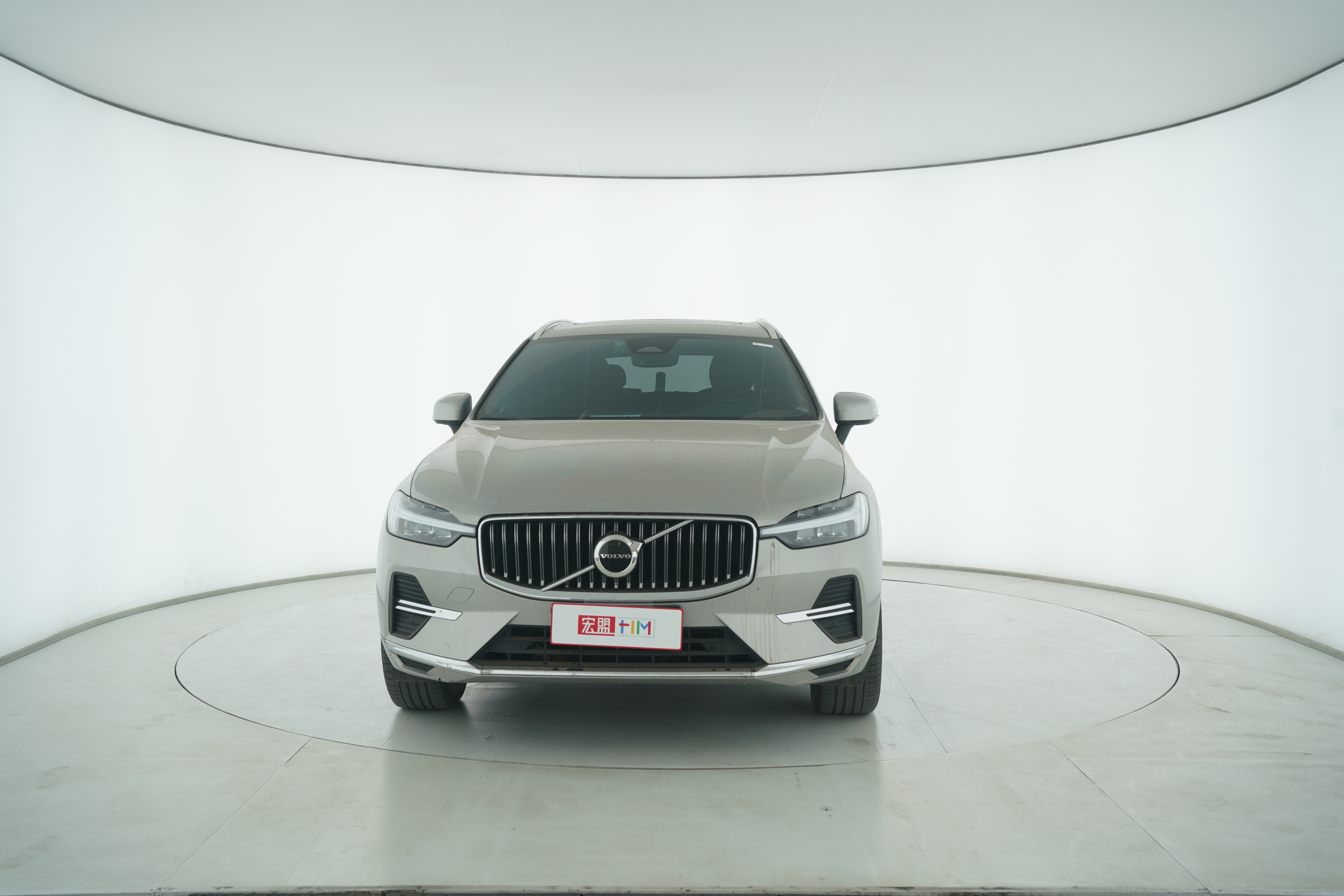 VOLVO XC60 2023 — фото 5