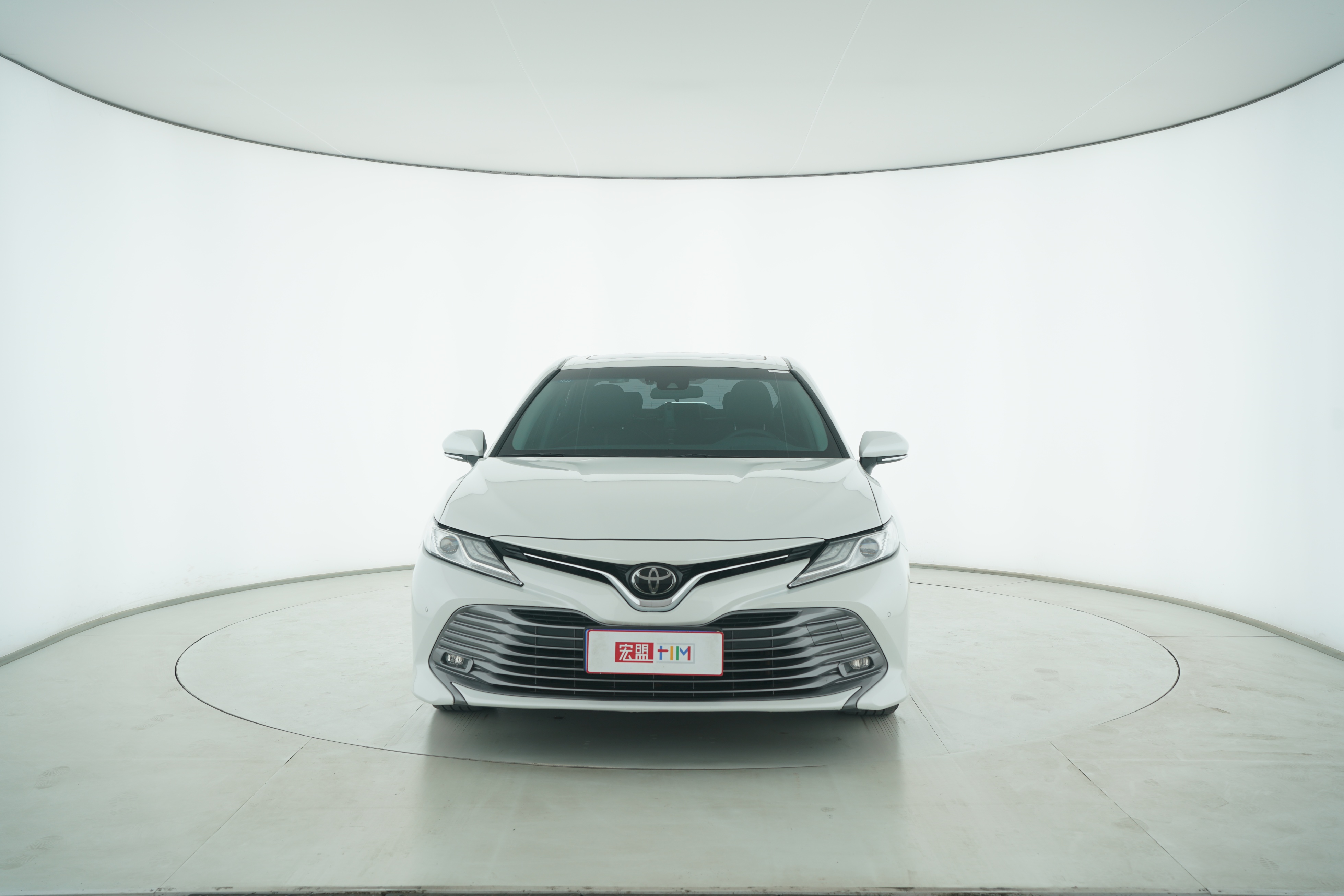 Toyota Camry 2019 — фото 5