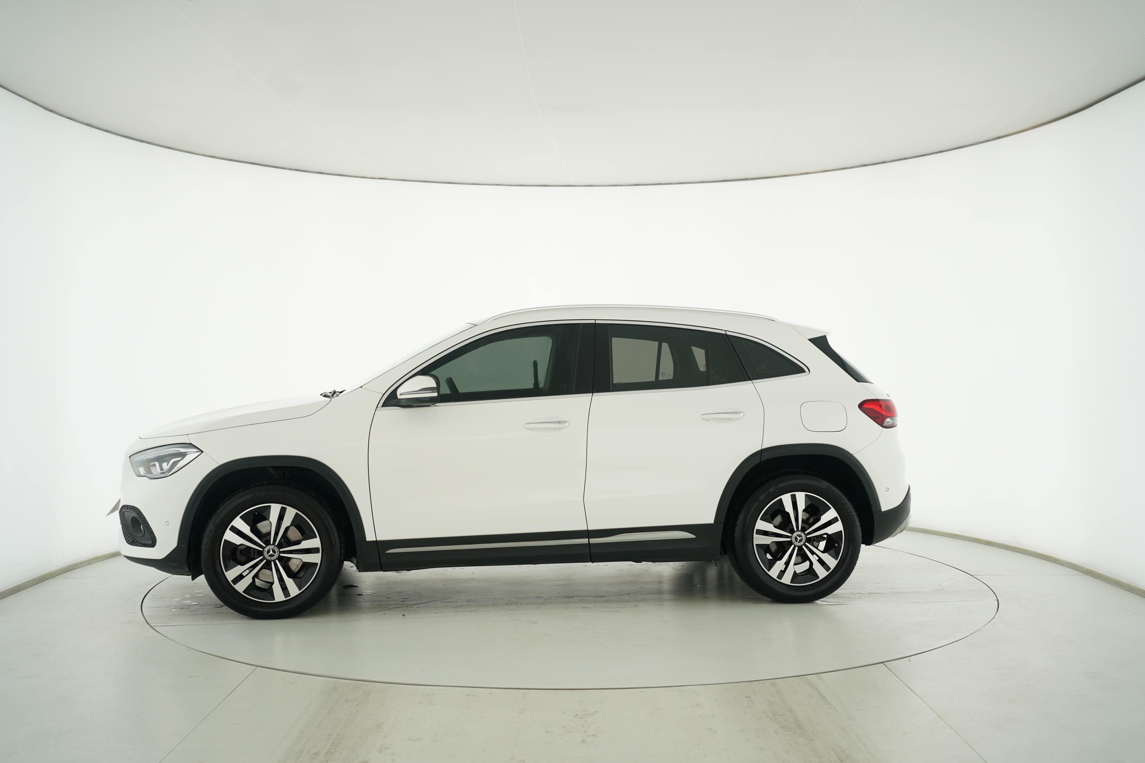Mercedes Benz GLA 2020 — фото 7