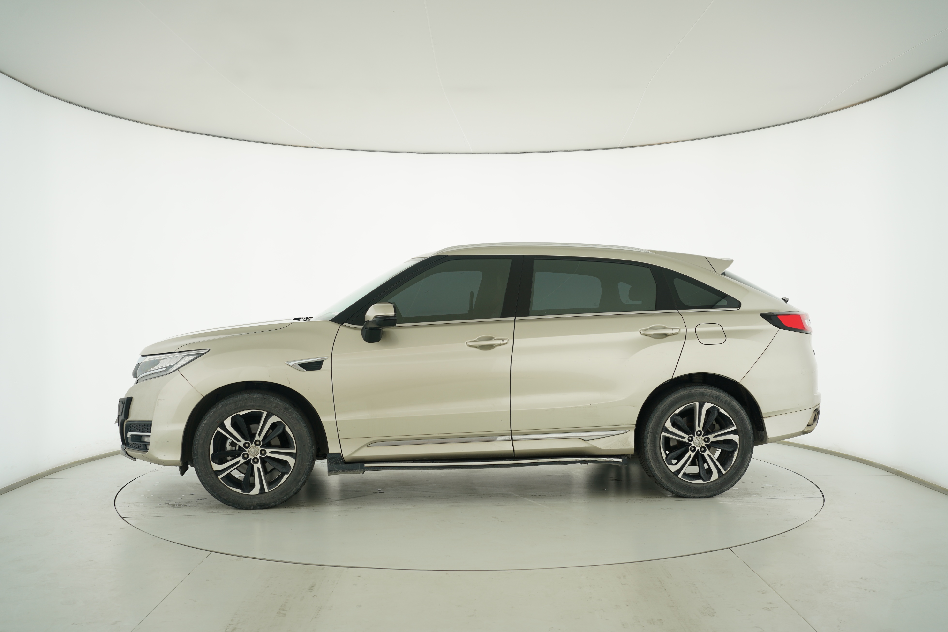 Honda UR-V 2017 — фото 7