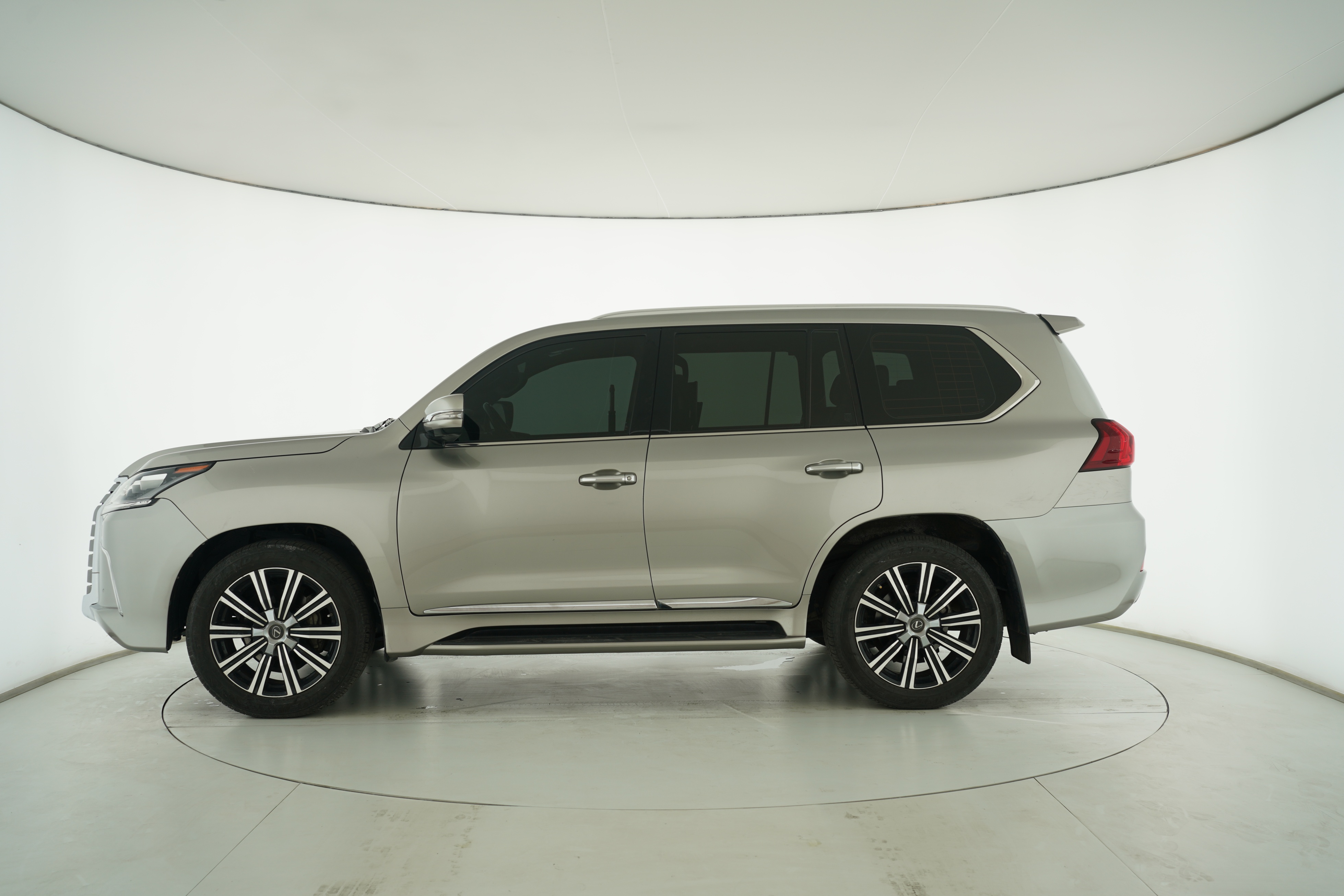 Lexus LX 2015 — фото 7