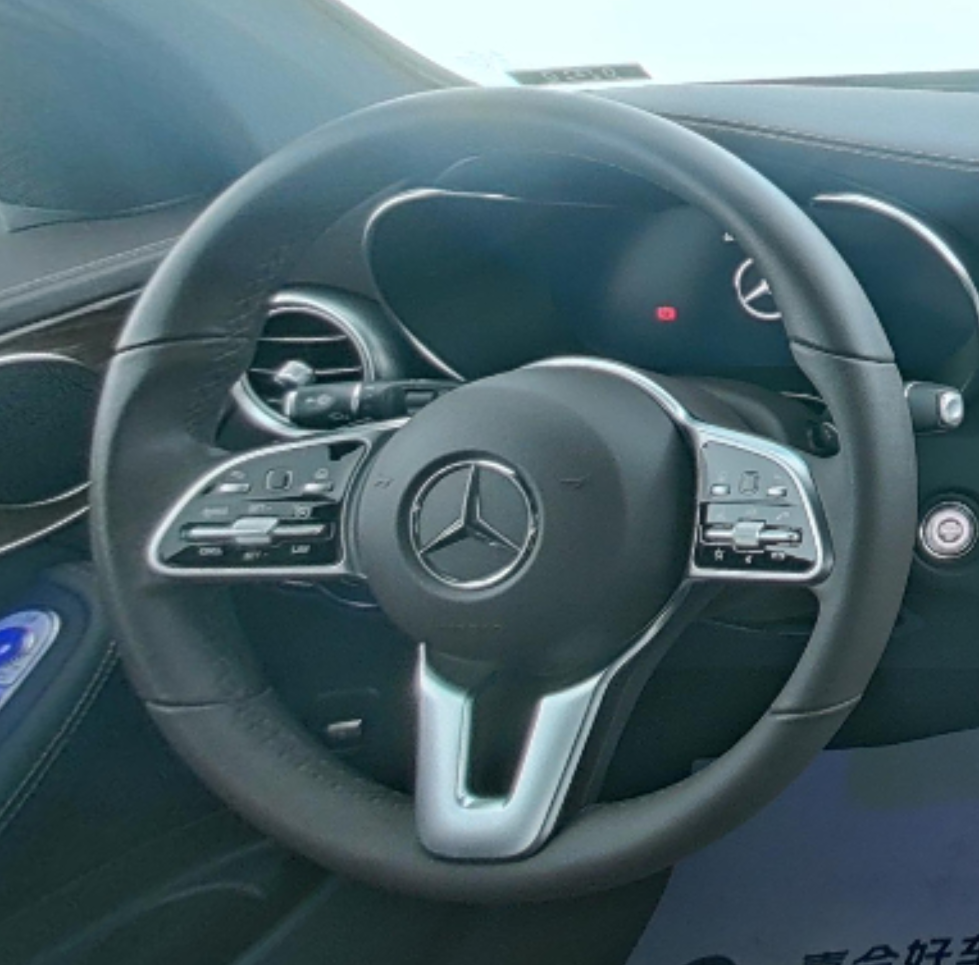 Mercedes Benz GLC 2021 — фото 10