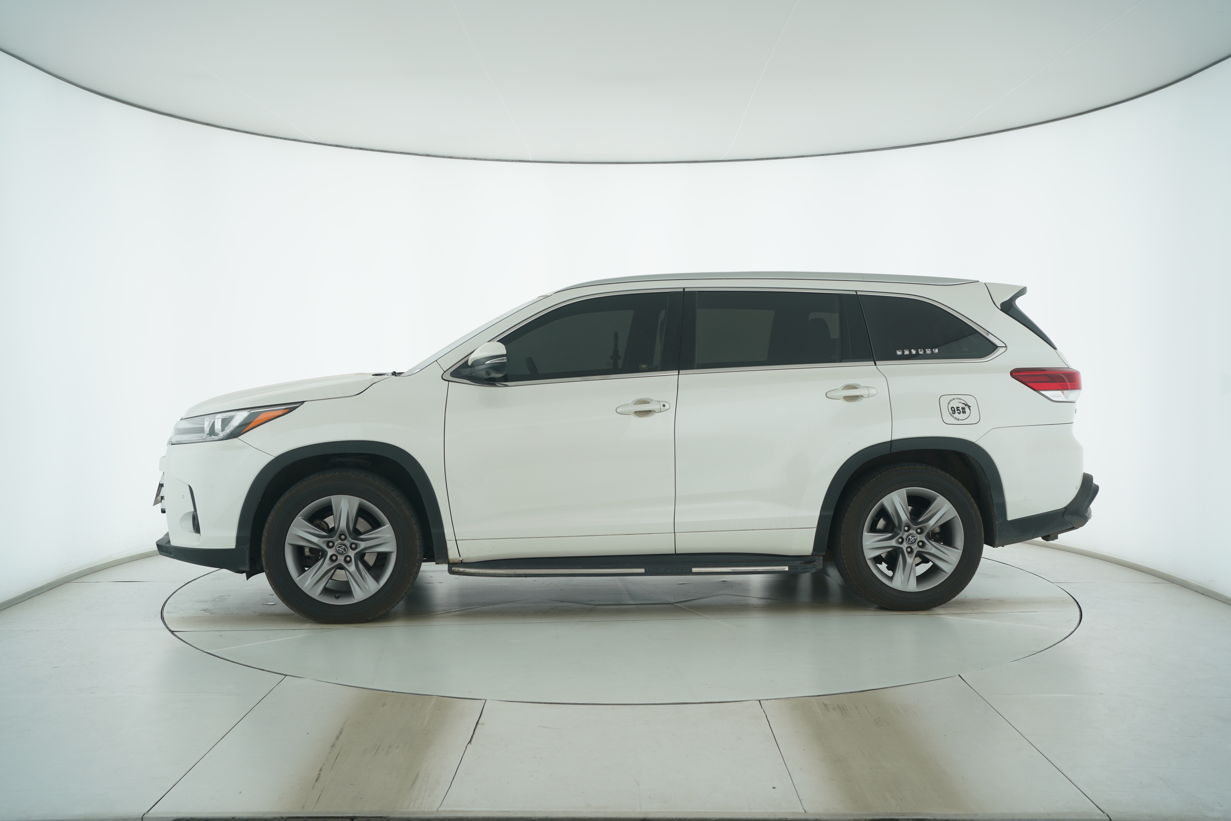 Toyota Highlander 2018 — фото 7