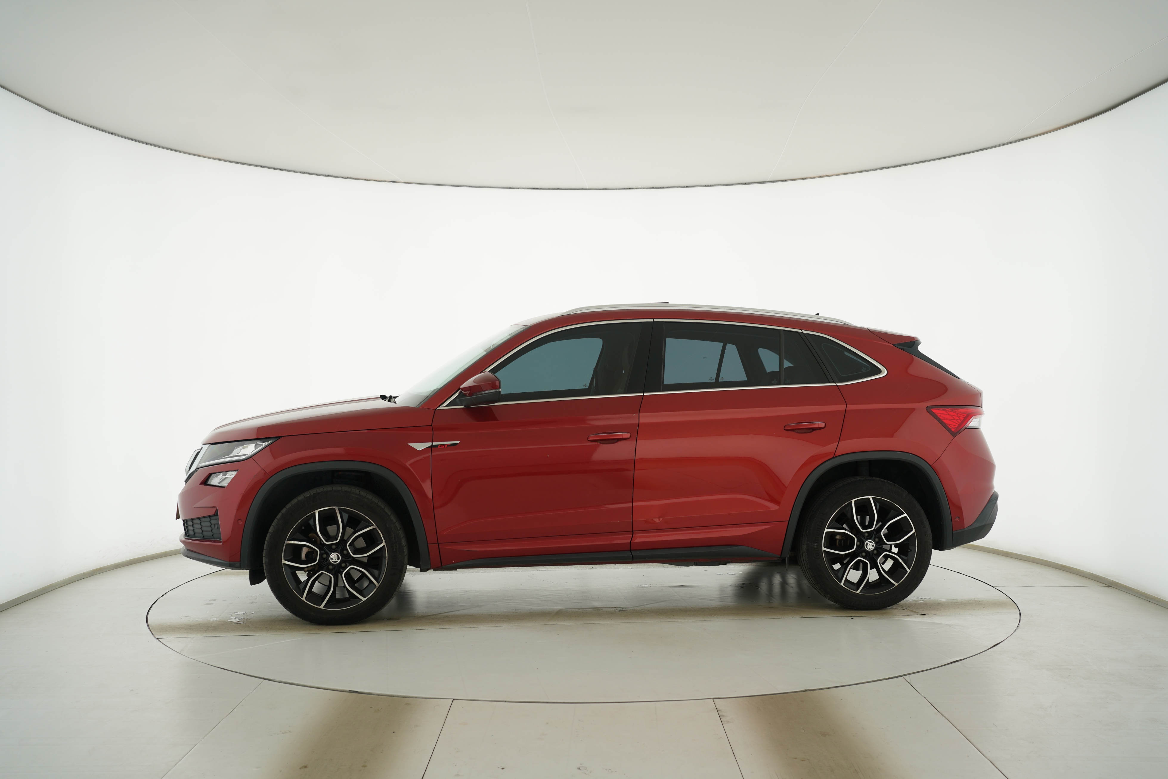 Skoda Kodiaq GT 2019 — фото 7