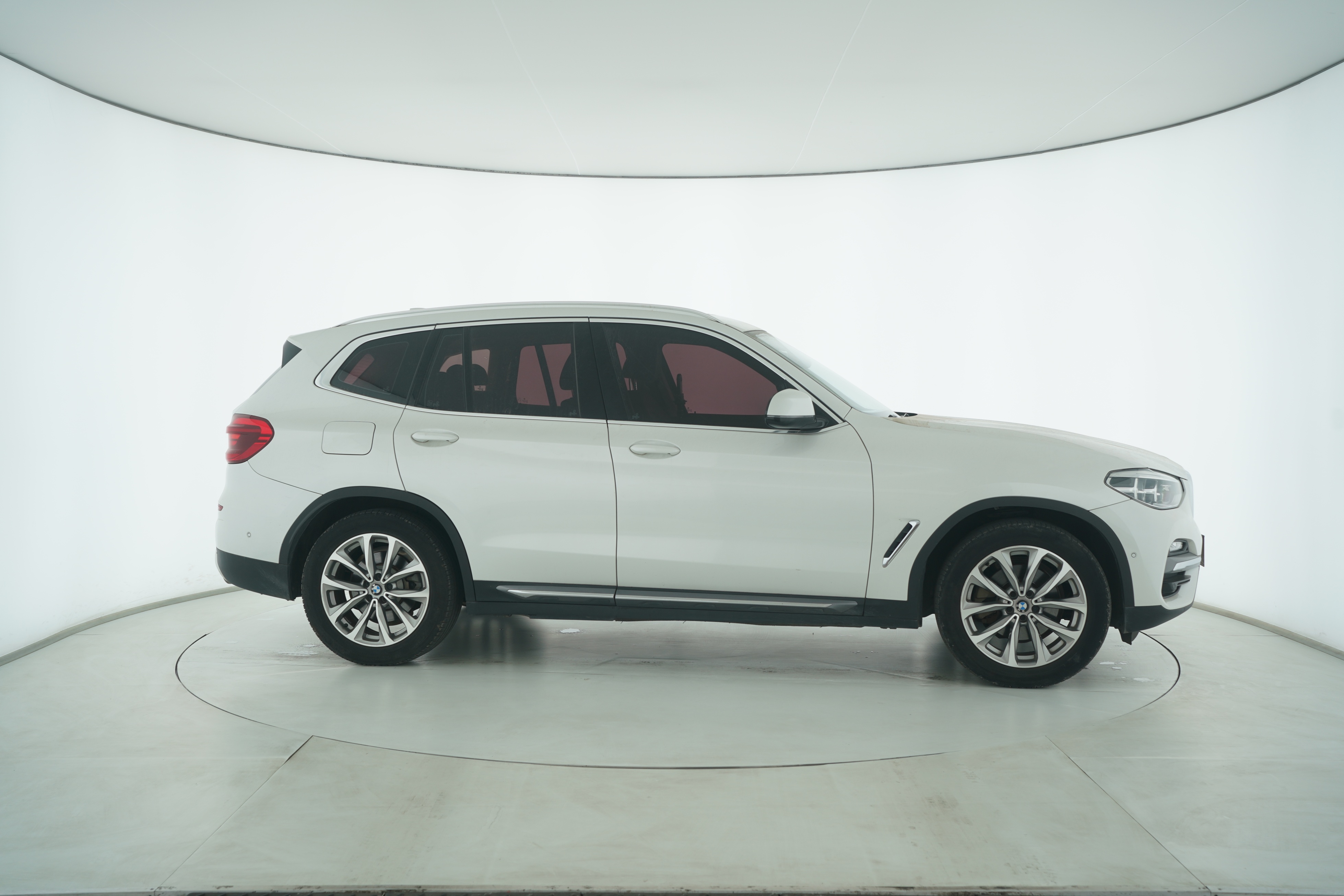 BMW X3 2018 — фото 8