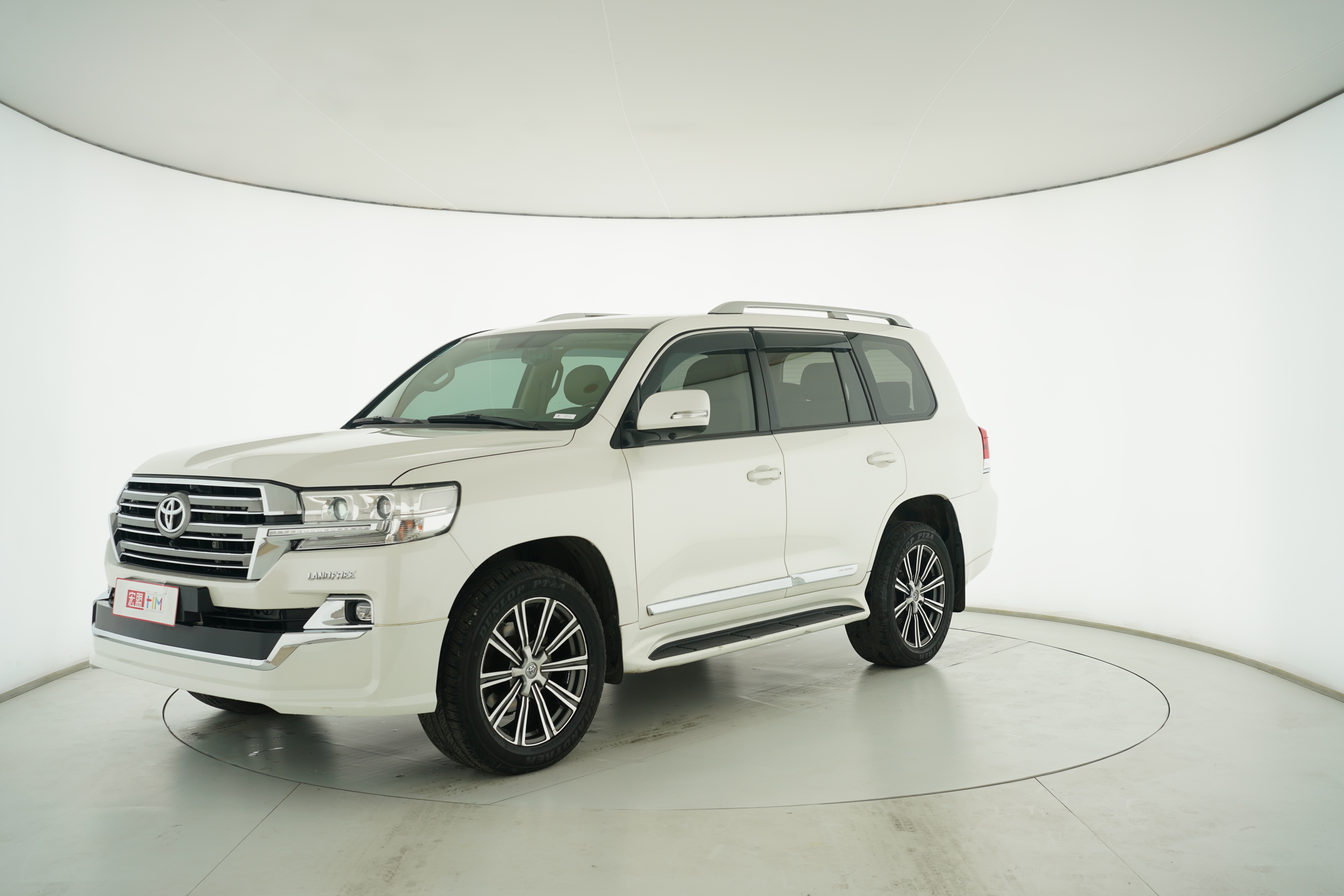 Toyota Land Cruiser (Imported) 2016 — фото 1