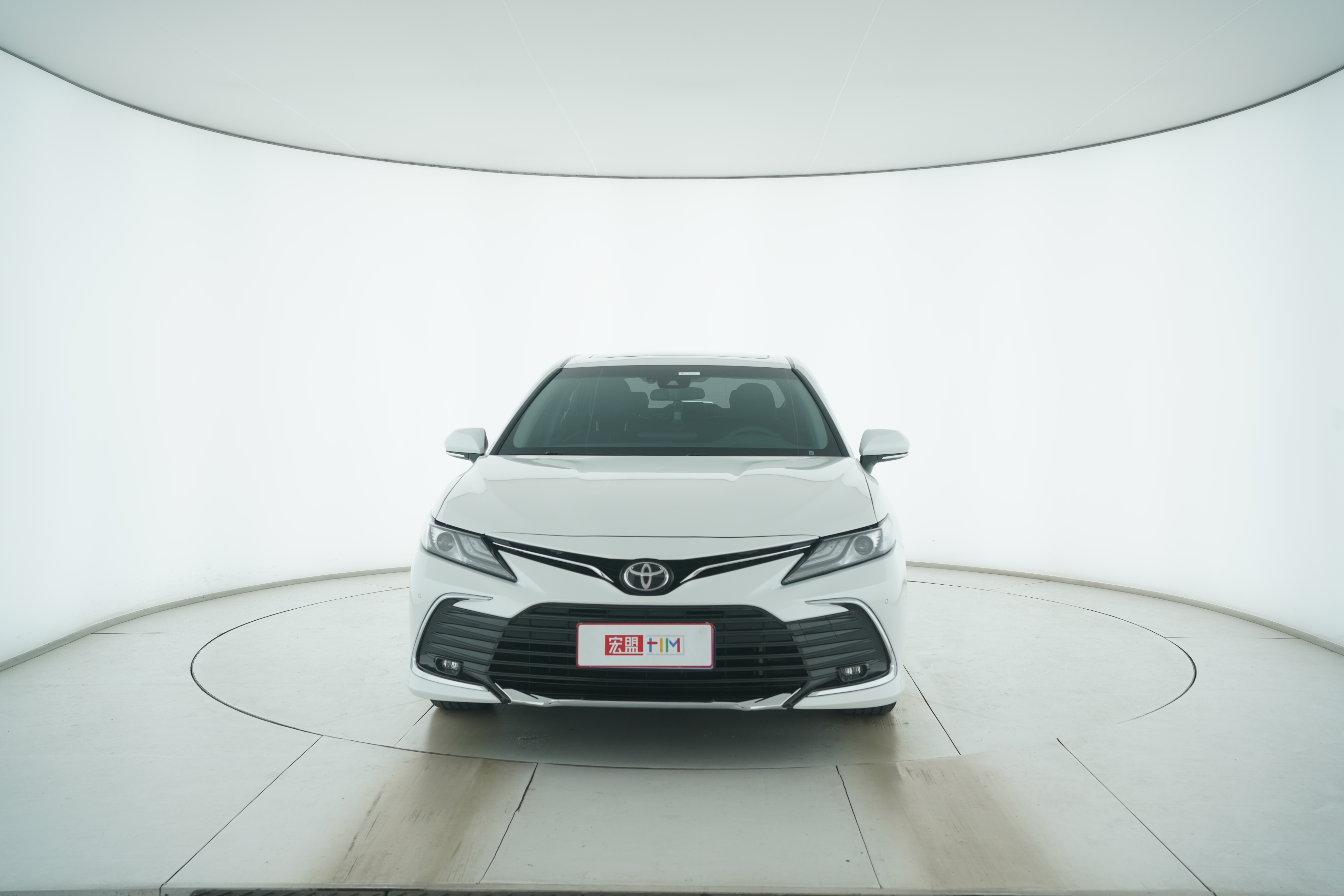 Toyota Camry 2022 — фото 5