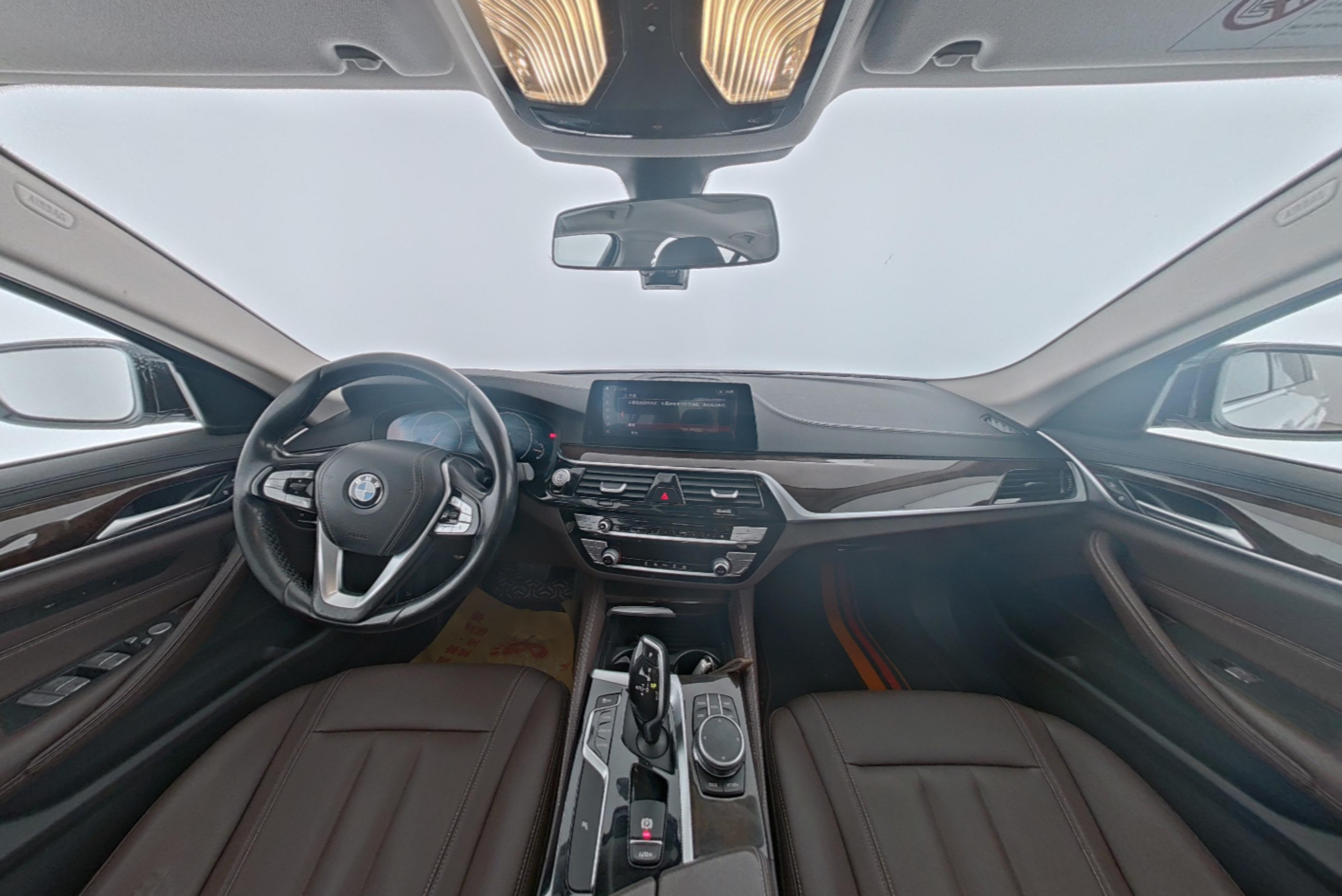 BMW 5 Series 2019 — фото 9