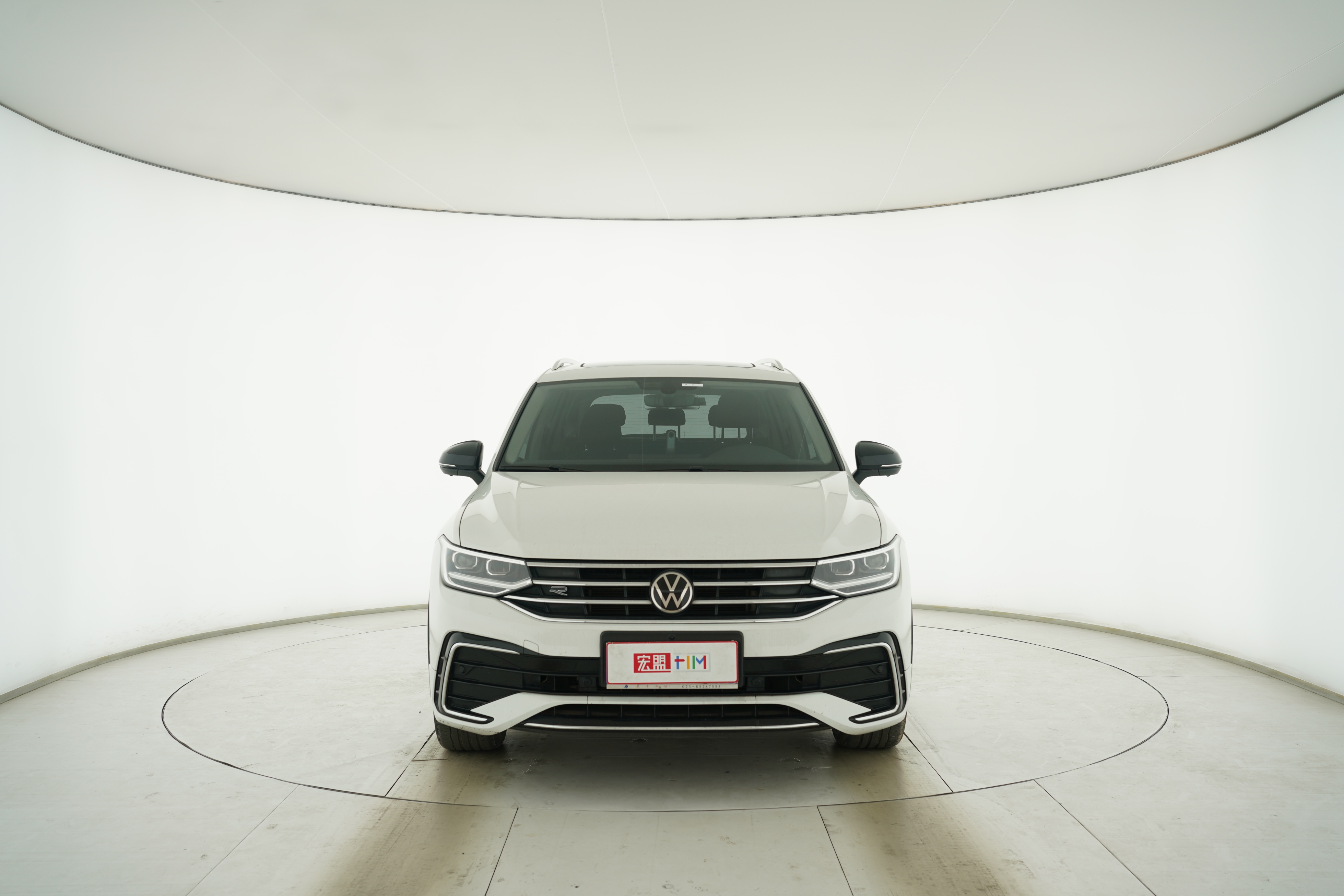 Volkswagen Tiguan L 2023 — фото 5