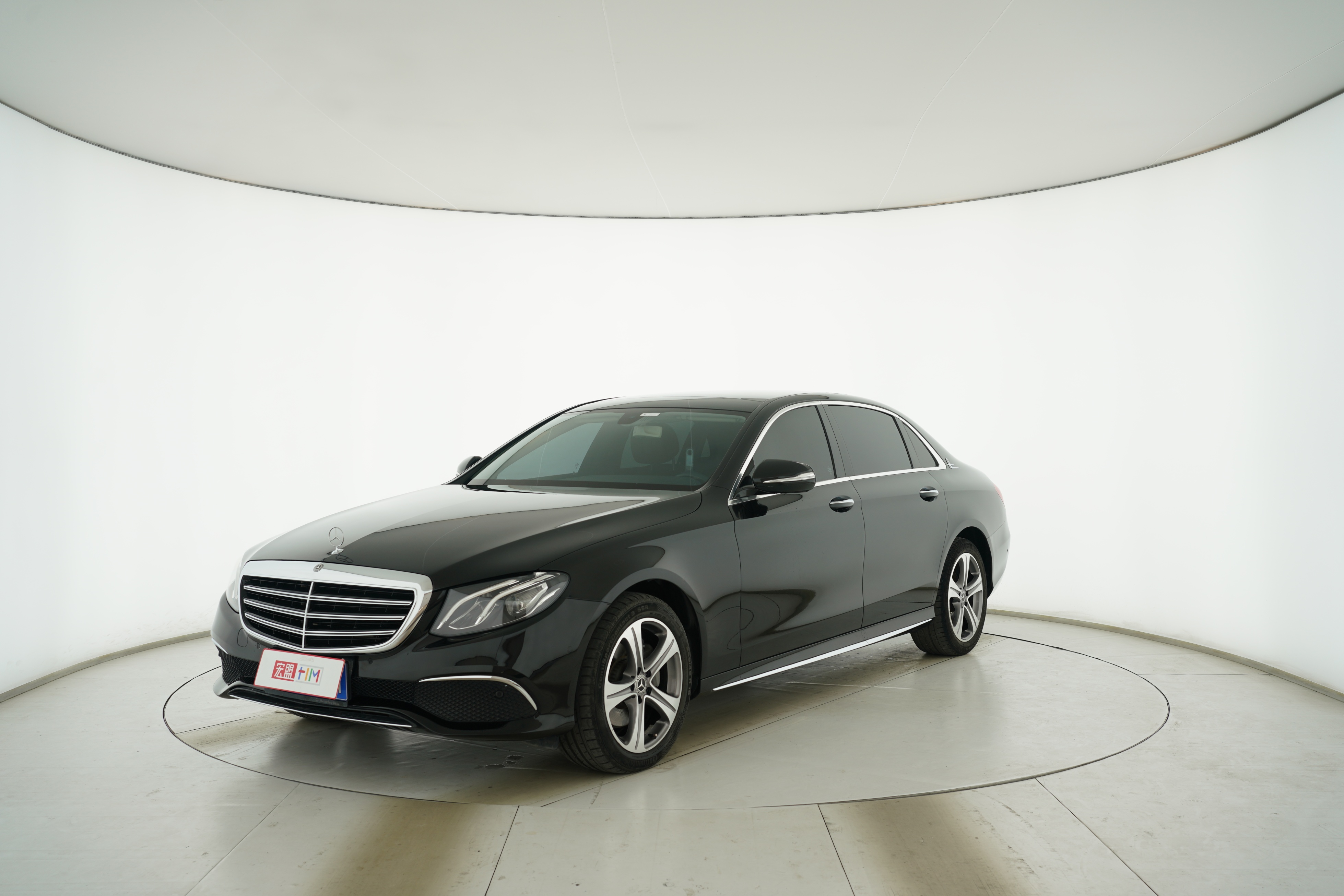 Mercedes Benz E-Class 2018 — фото 1